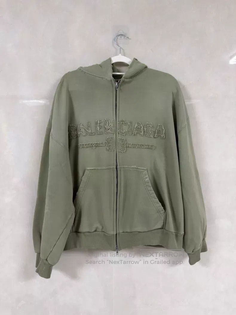 Balenciaga Balenciaga Solid Color Zip Hooded Long Sleeve Sweatshirt J Size US M / EU 48-50 / 2 - 1 Thumbnail