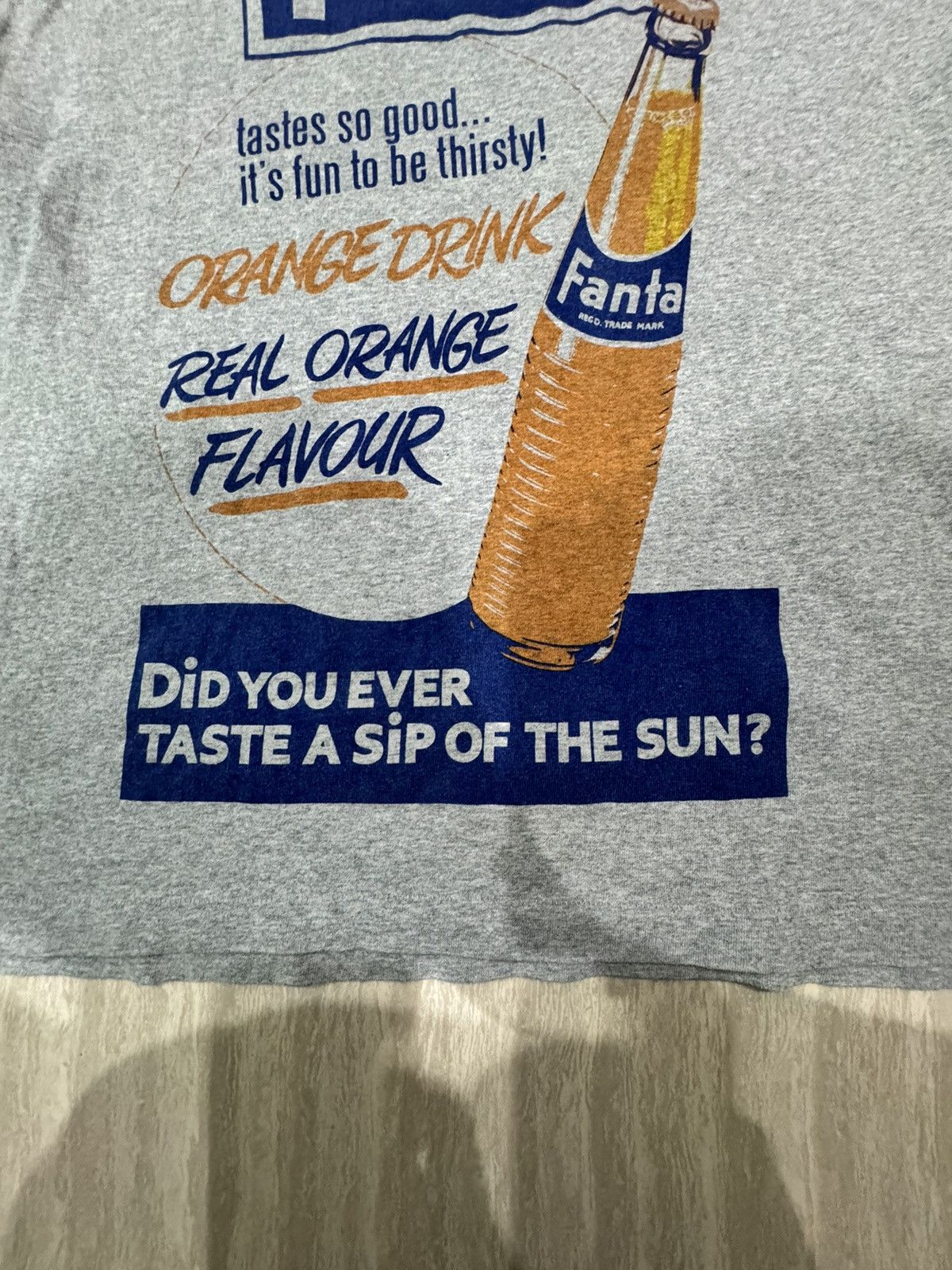 Coca Cola FANTA ORANGE DRINK Uniqlo x CocaCola Shirt XL size Size US XL / EU 56 / 4 - 6 Thumbnail