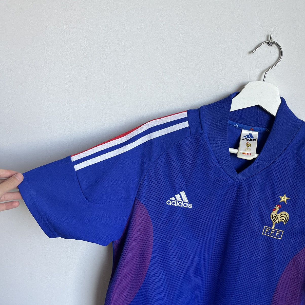 Vintage Vintage Adidas France 🇫🇷 Zidane 2002 Soccer Jersey Size US S / EU 44-46 / 1 - 5 Thumbnail