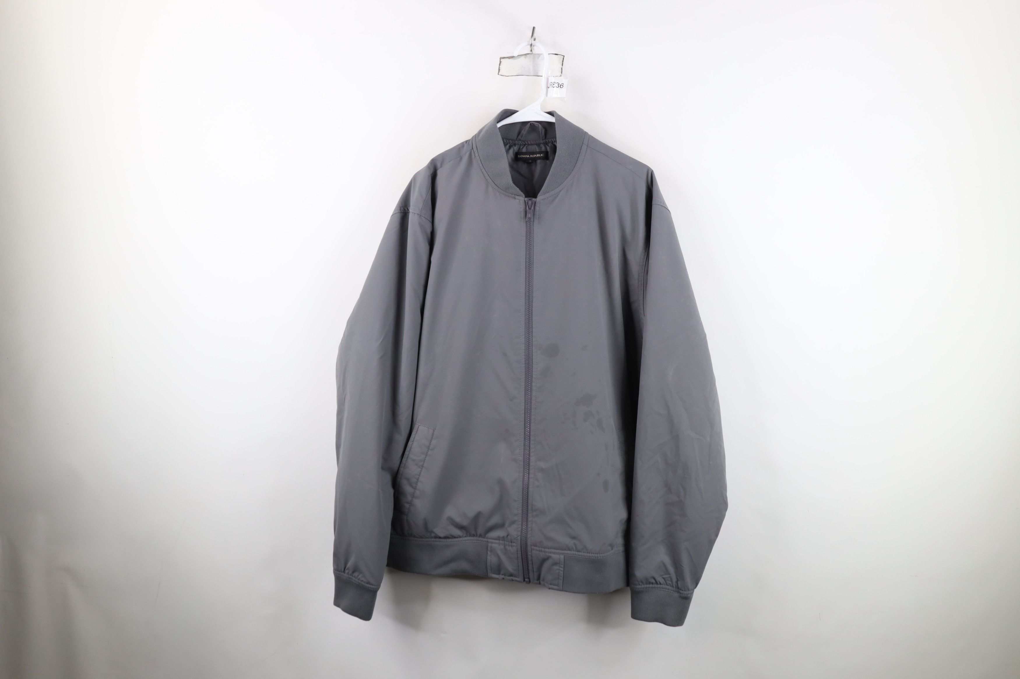 Banana Republic Banana Republic Micro Puffer Full Zip Bomber Jacket Gray Size US XL / EU 56 / 4 - 1 Thumbnail