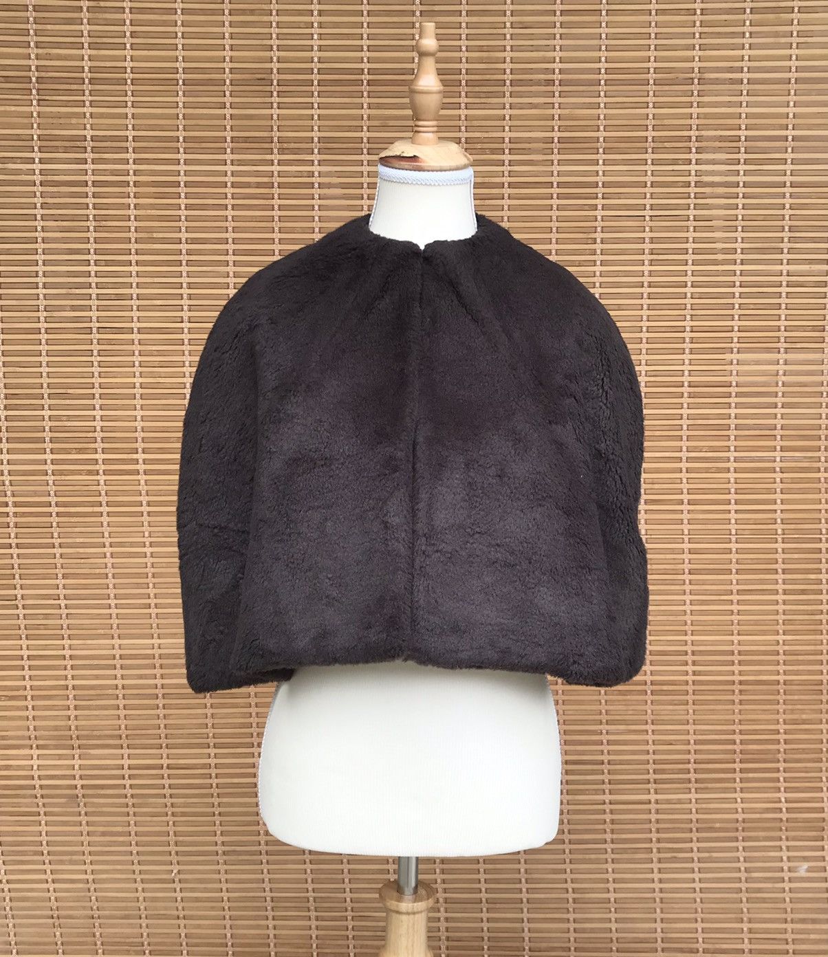 Yohji Yamamoto Vintage 1990s Yohji Yamamoto faux fur bolero cloak cape Size M / US 6-8 / IT 42-44 - 10 Thumbnail