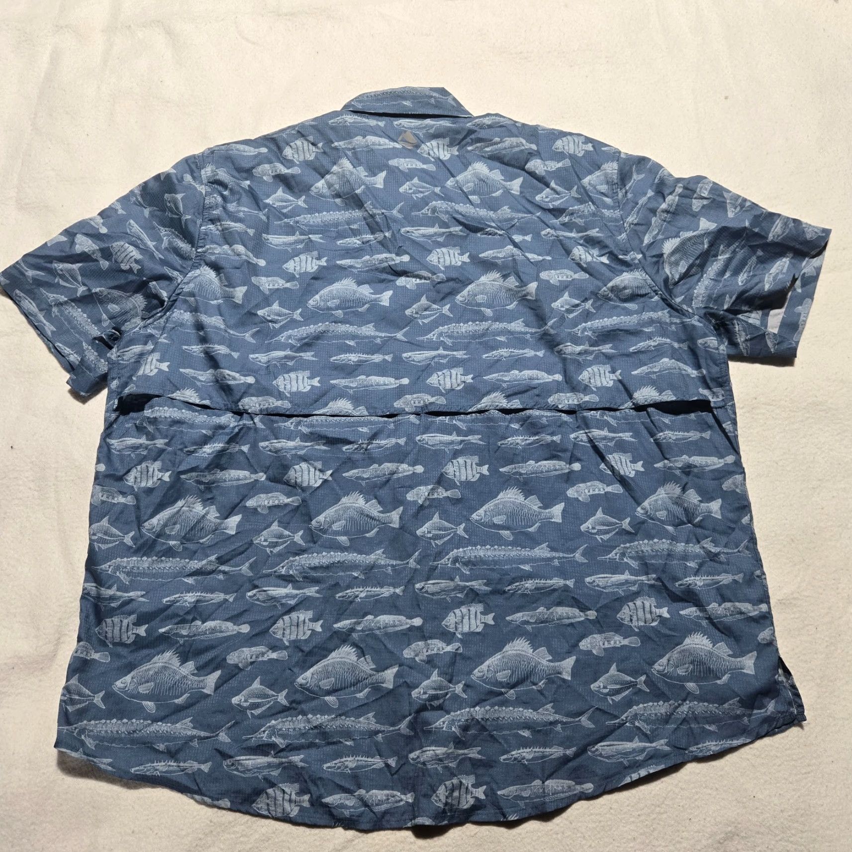 Vintage Ocean & Coast Shirt Adult 2XL Blue Short Sleeve Button-Up Outdoor Pockets Casual Mens Size US XXL / EU 58 / 5 - 7 Thumbnail
