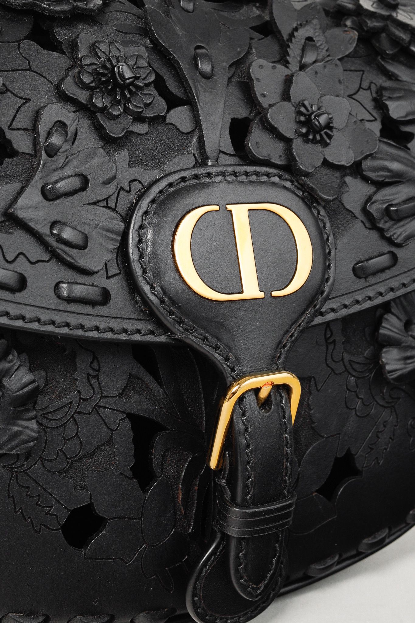 Dior Christian Dior Bobby Medium Floral Applique Shoulder Bag Size ONE SIZE - 6 Thumbnail
