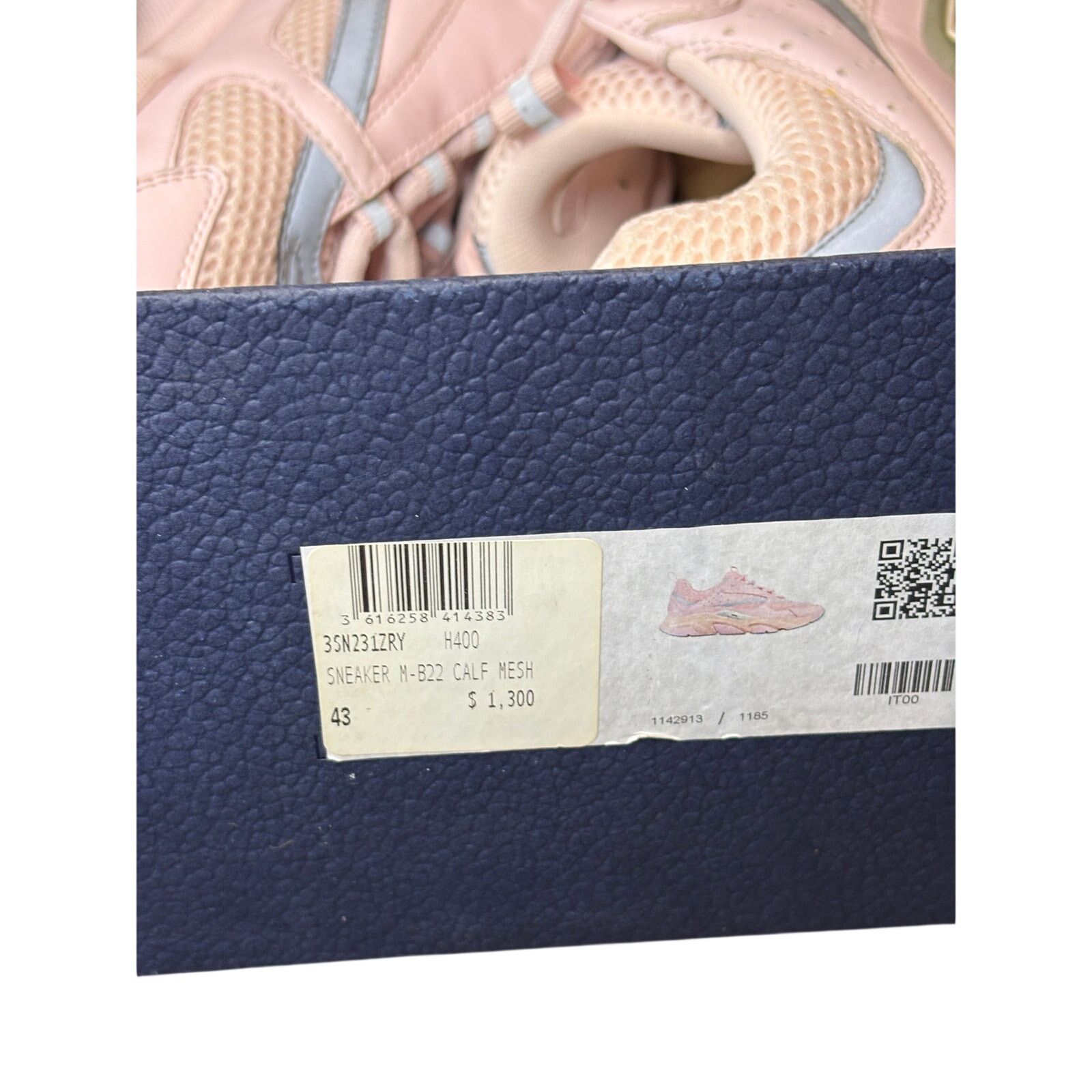 Dior Size 10 - Dior B22 Pink With Blue Sole Size US 10 / EU 43 - 11 Thumbnail