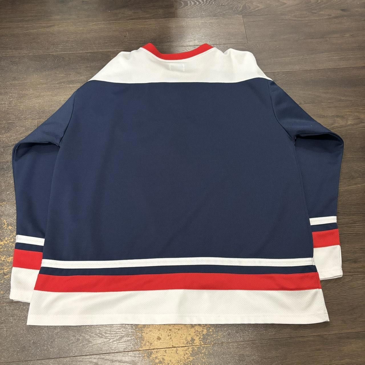 Designer Vintage labatt blue Pilsner hockey jersey 00s XL Size US XL / EU 56 / 4 - 5 Thumbnail