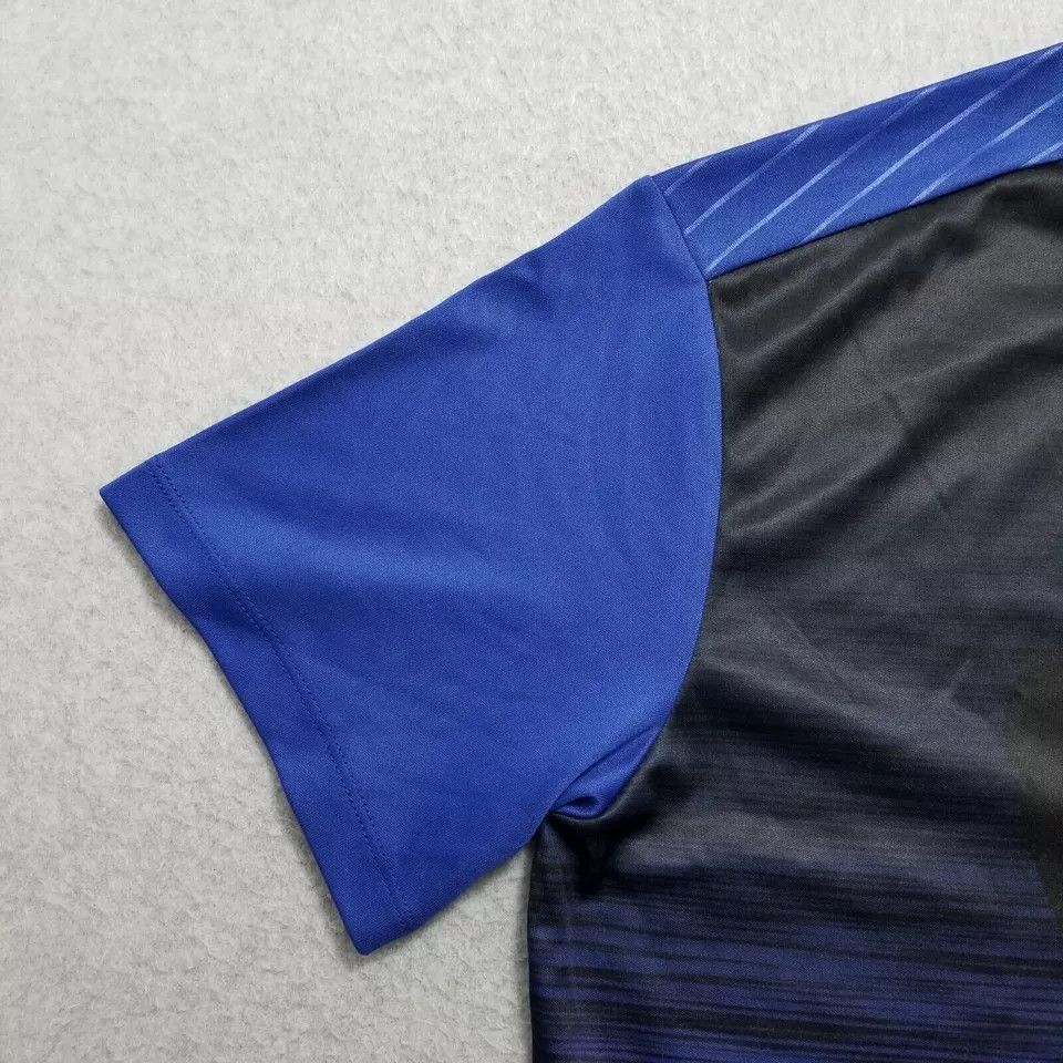Other Superman Shirt Mens Medium Blue Short Sleeve Round Neck Size US M / EU 48-50 / 2 - 3 Thumbnail