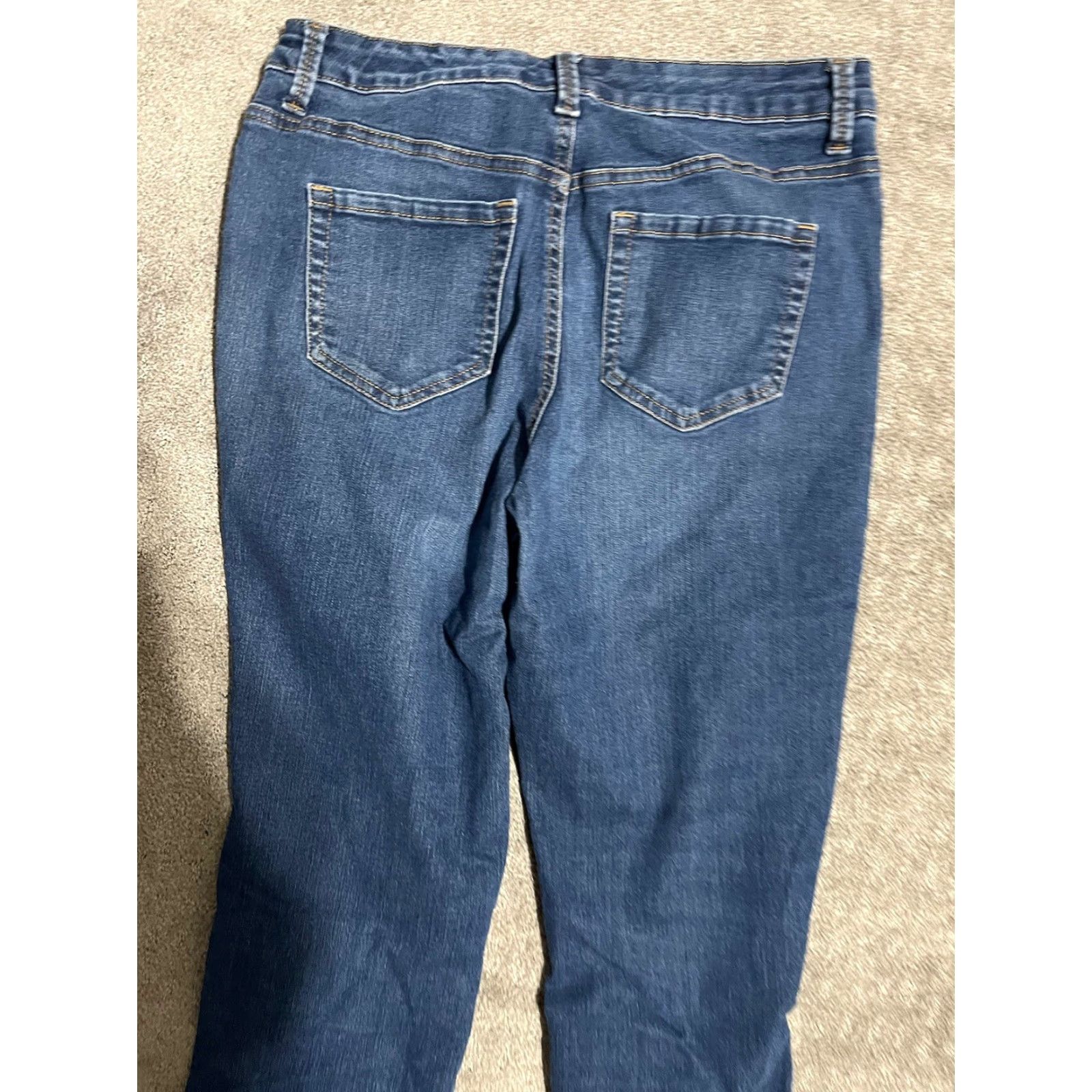 Gloria Vanderbilt Gloria Vanderbilt Amanda Jeans Womens Size 10 Blue Straight Leg Medium Wash High Rise Regular Fit Size 32" / US 10 / IT 46 - 4 Thumbnail