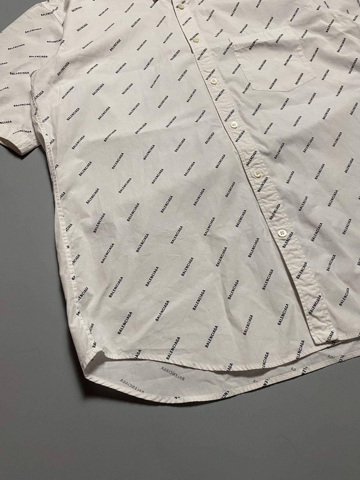 Balenciaga Balenciaga Poplin all over print shirt buttons Size US M / EU 48-50 / 2 - 6 Thumbnail