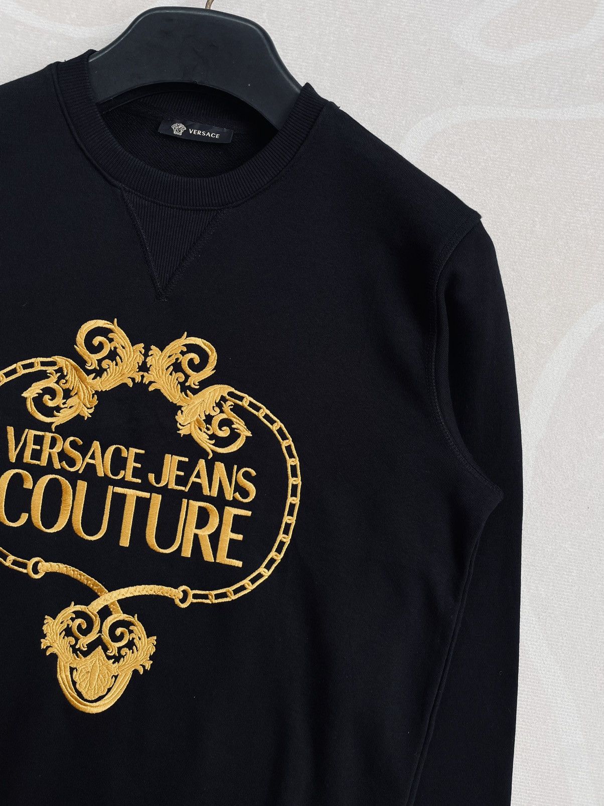 Versace LUXURY VERSACE EMBROIDERY SWEATSHIRT Size US S / EU 44-46 / 1 - 3 Thumbnail