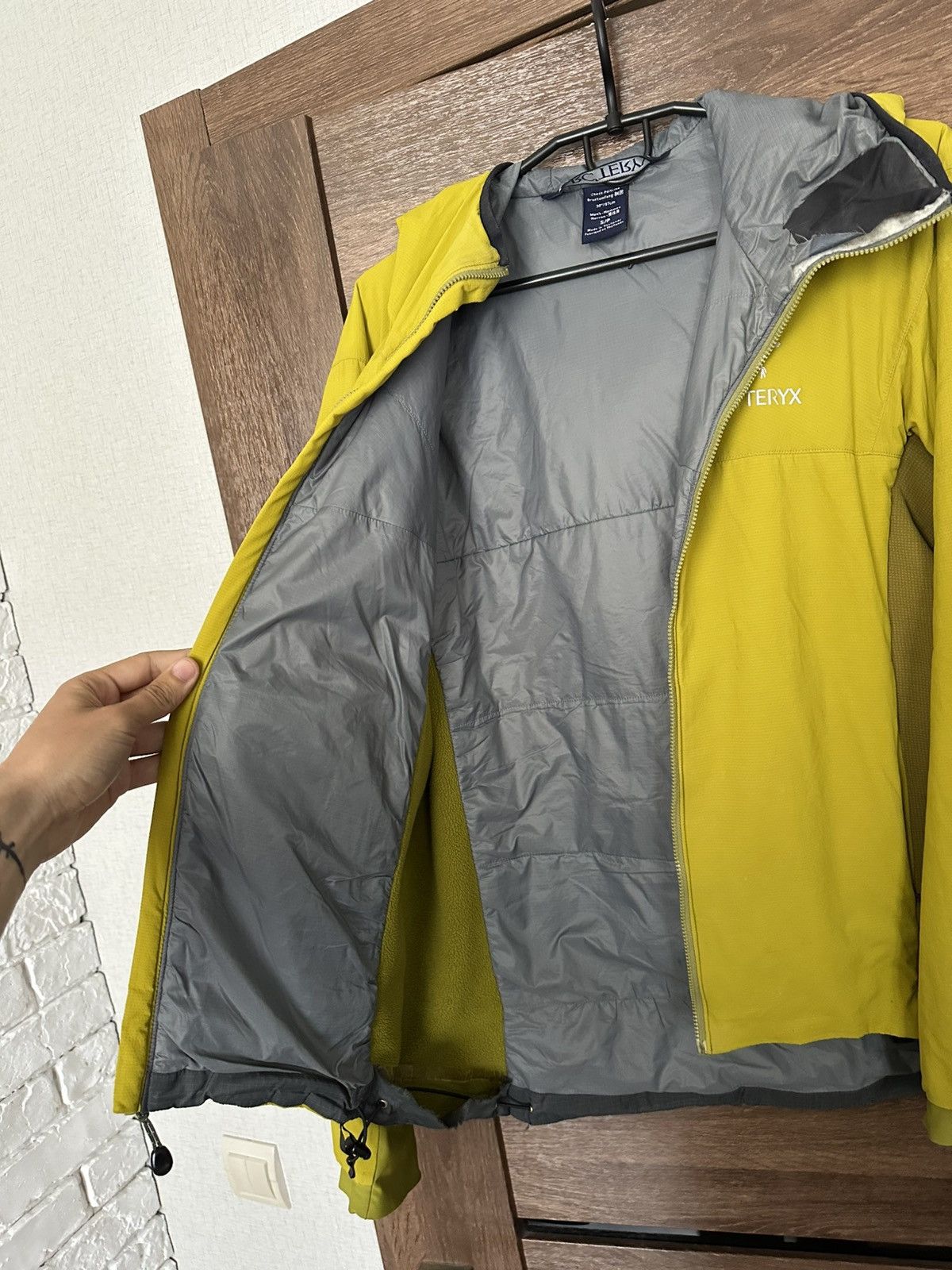 Arc'teryx Arcteryx Atom LT Zip Jacket Vintage Size US S / EU 44-46 / 1 - 8 Thumbnail