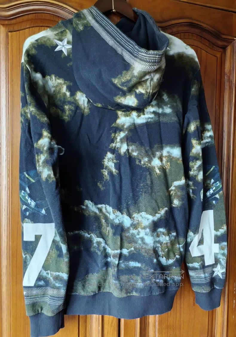 Givenchy Givenchy Green Airplane Hoodie, Size M Size US M / EU 48-50 / 2 - 2 Thumbnail