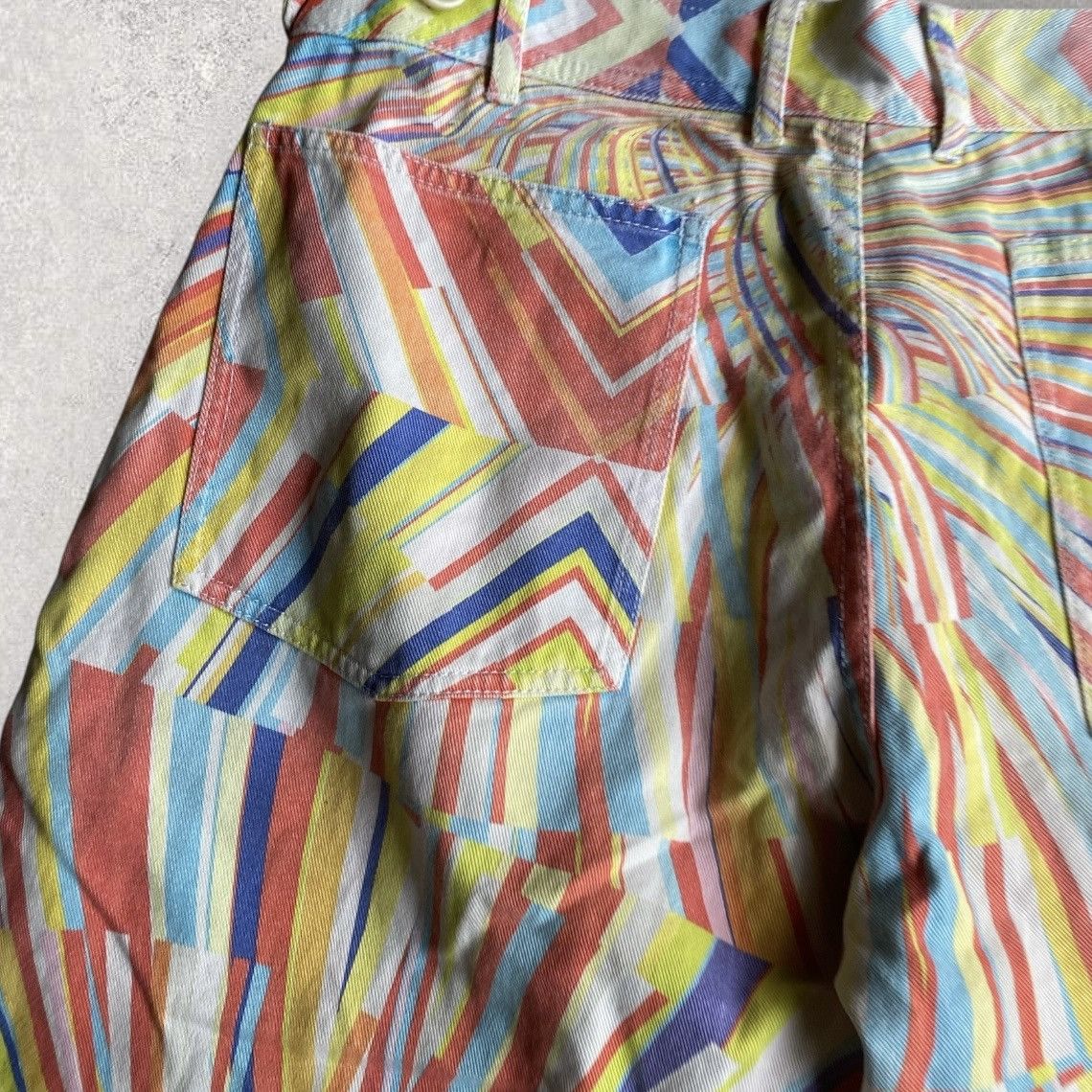 Comme des Garcons Comme Des Garcons Shirts Psychedelic Print Shorts Size US 32 / EU 48 - 6 Thumbnail