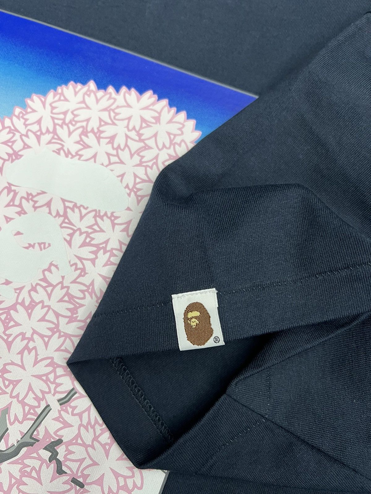 Bape Bape Japan Sakura T-Shirt Size US L / EU 52-54 / 3 - 3 Thumbnail