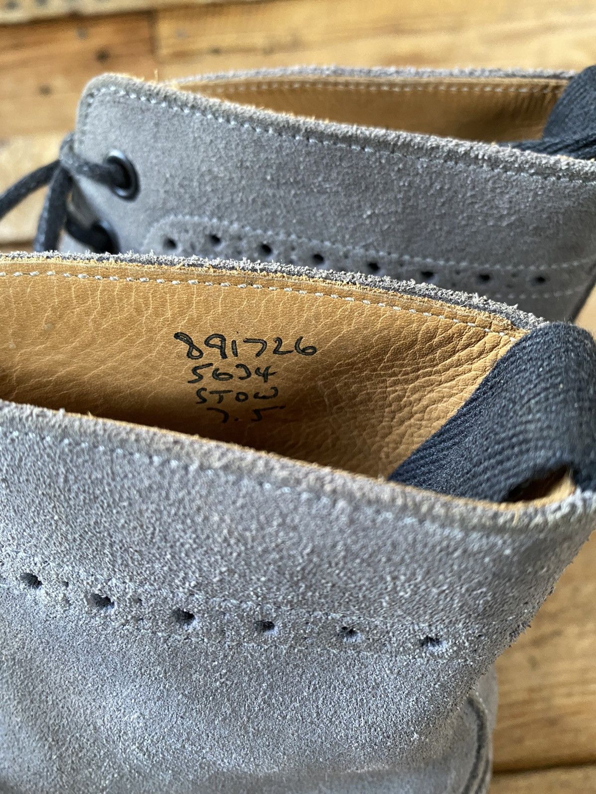 Tricker's Trickers Stow Country dress suede wingtip brouges sz 7.5 Size US 8.5 / EU 41-42 - 21 Thumbnail