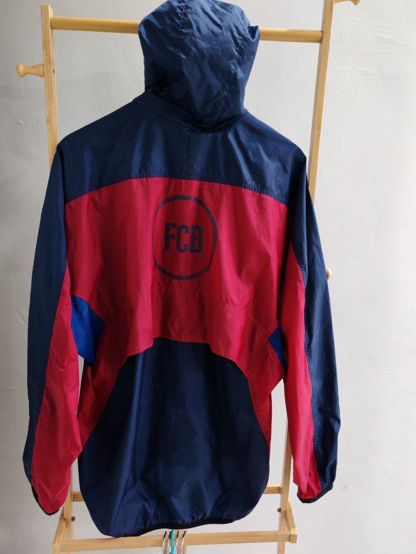 Nike Vintage Nike FCB Windbreaker Jacket – Barça Era Glory (M) Size US M / EU 48-50 / 2 - 6 Thumbnail