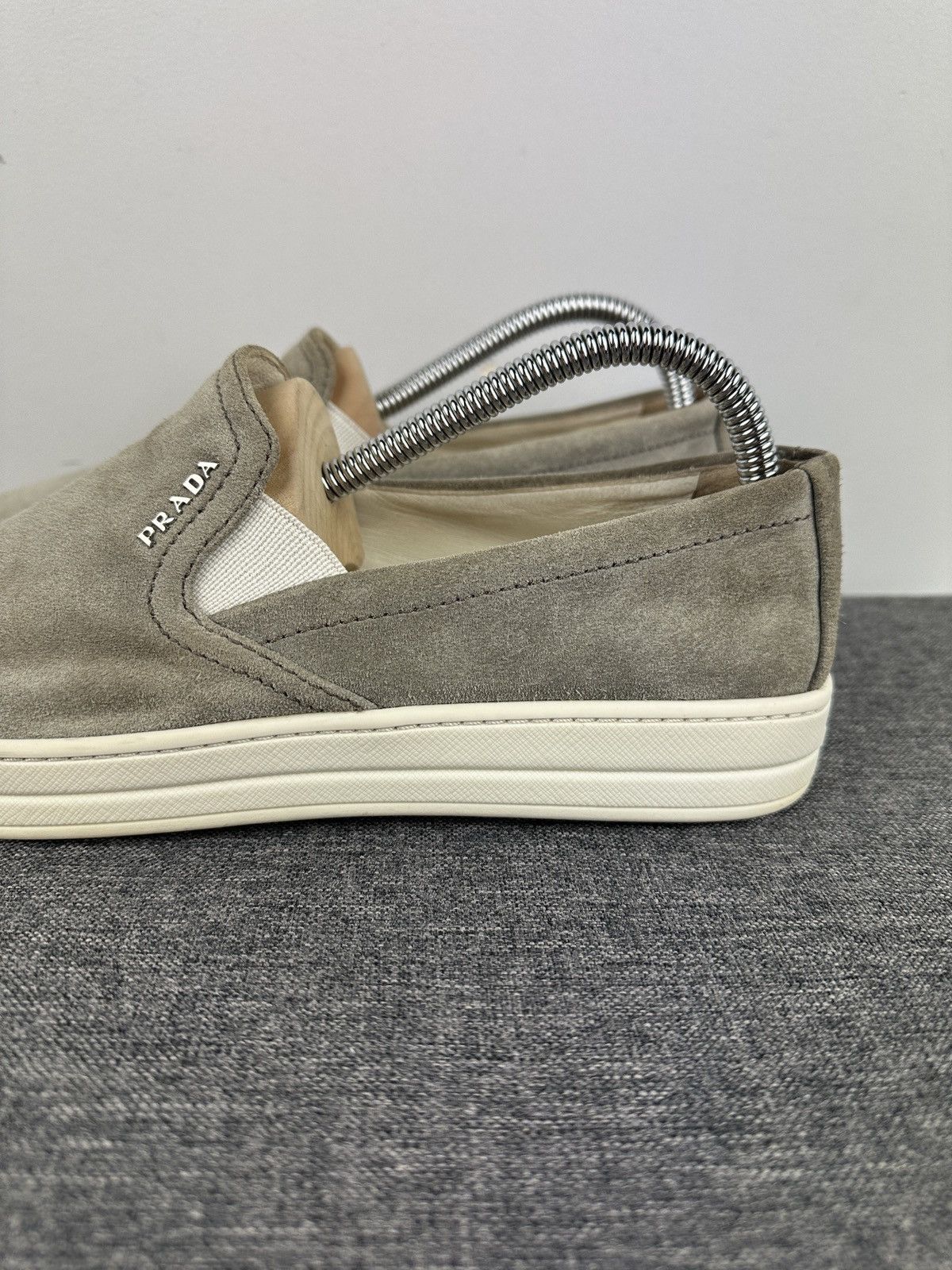 Prada Prada Women’s Suede Slip On Logo Shoes Loafers Moccasins Size US 7.5 / IT 37.5 - 6 Thumbnail