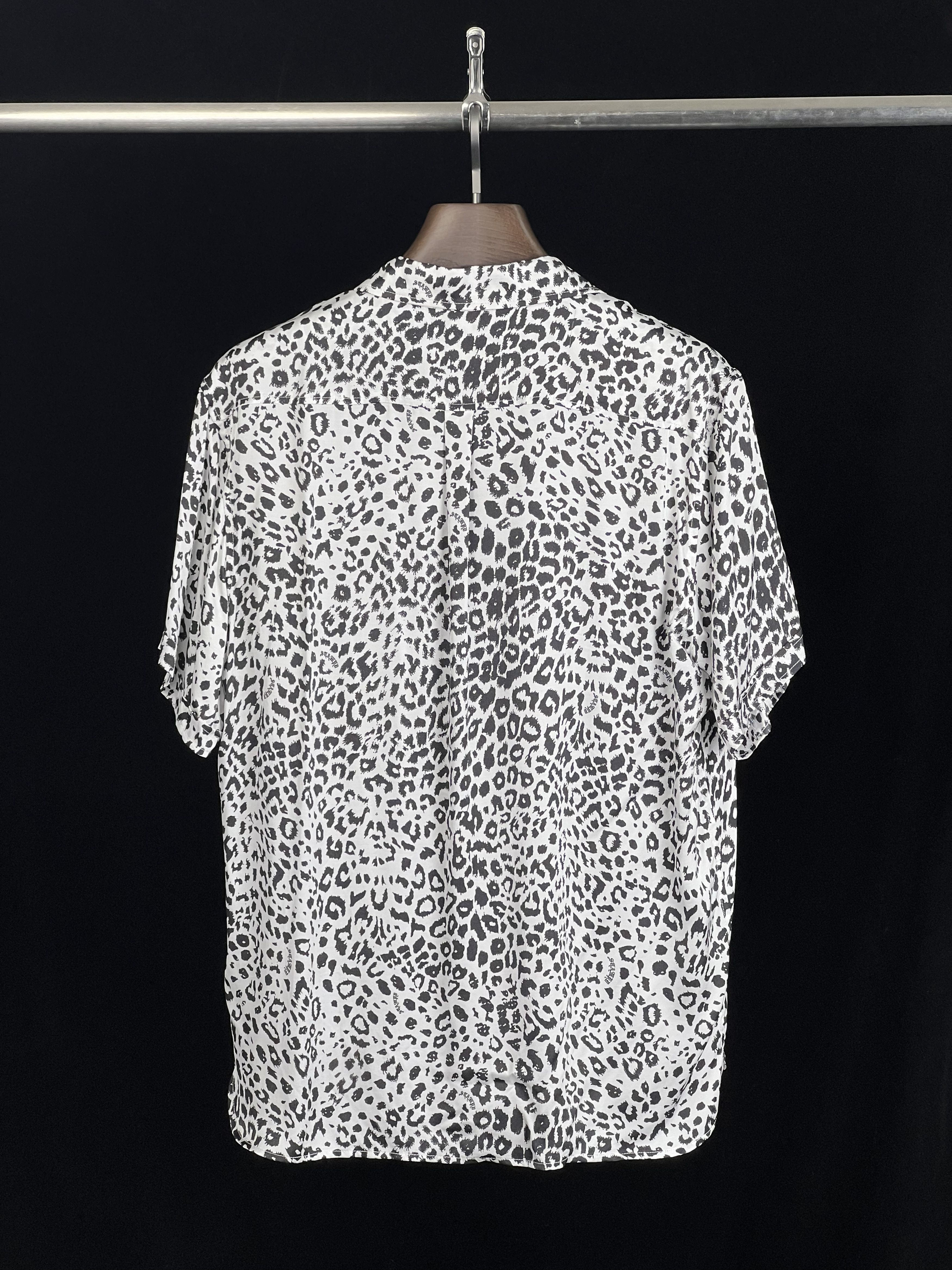 Stampd ✅9/10✅Stampd Leopard Shirt M short sleeve Size US M / EU 48-50 / 2 - 10 Thumbnail