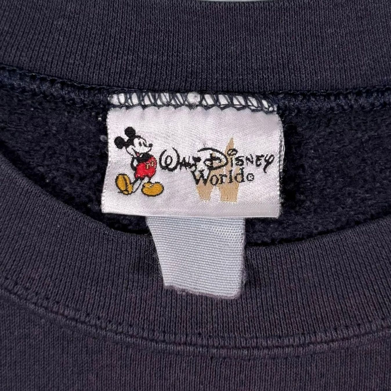 Disney VINTAGE Walt Disney World Embroidered Mini Logo Faded Navy Blue Sweatshirt Large Mens L Pullover Shirt Hoodie? Size US L / EU 52-54 / 3 - 4 Thumbnail