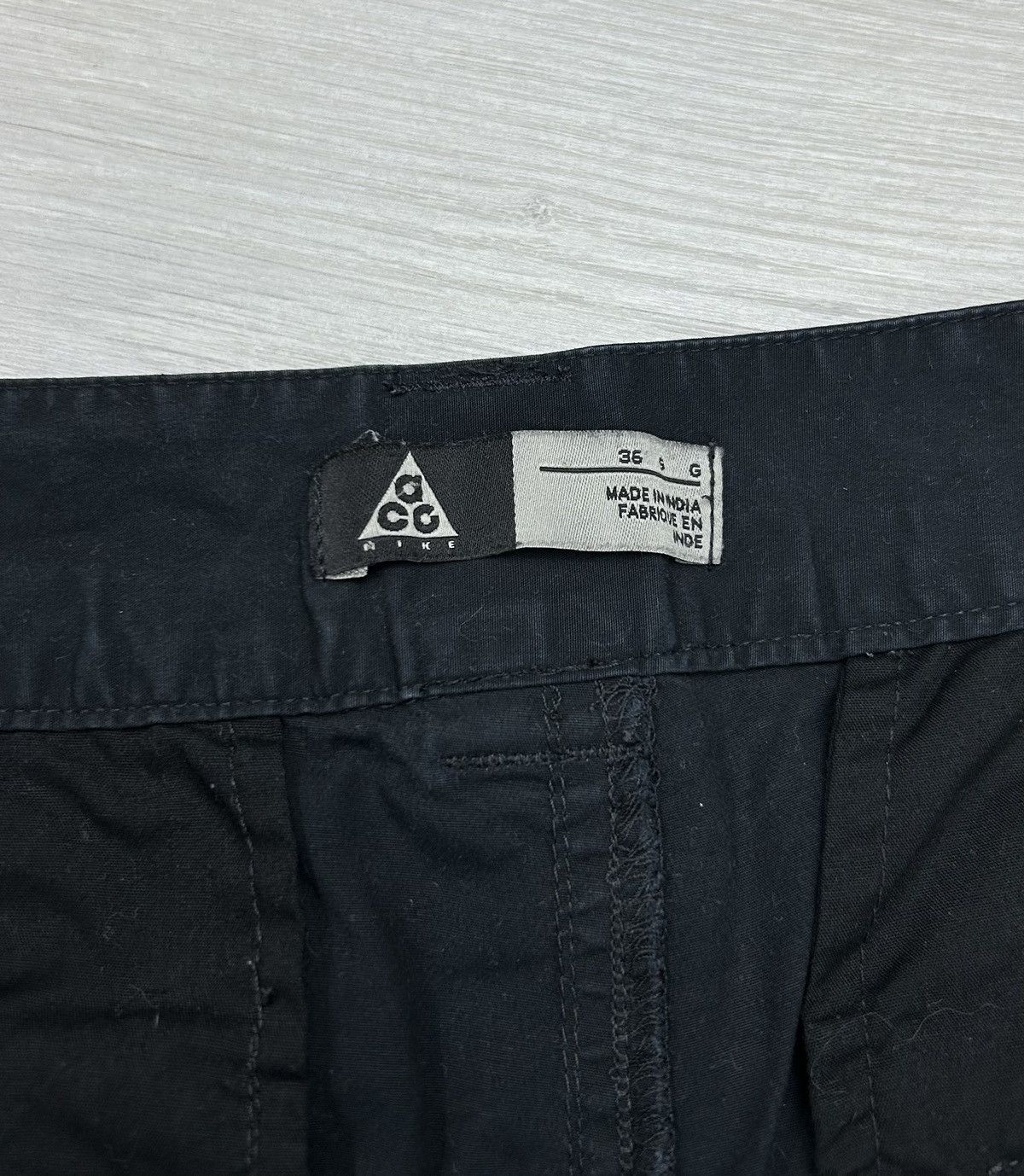 Nike ACG × Vintage Nike ACG Vintage Cargo Black Pant Size 36 Size US 36 / EU 52 - 6 Thumbnail