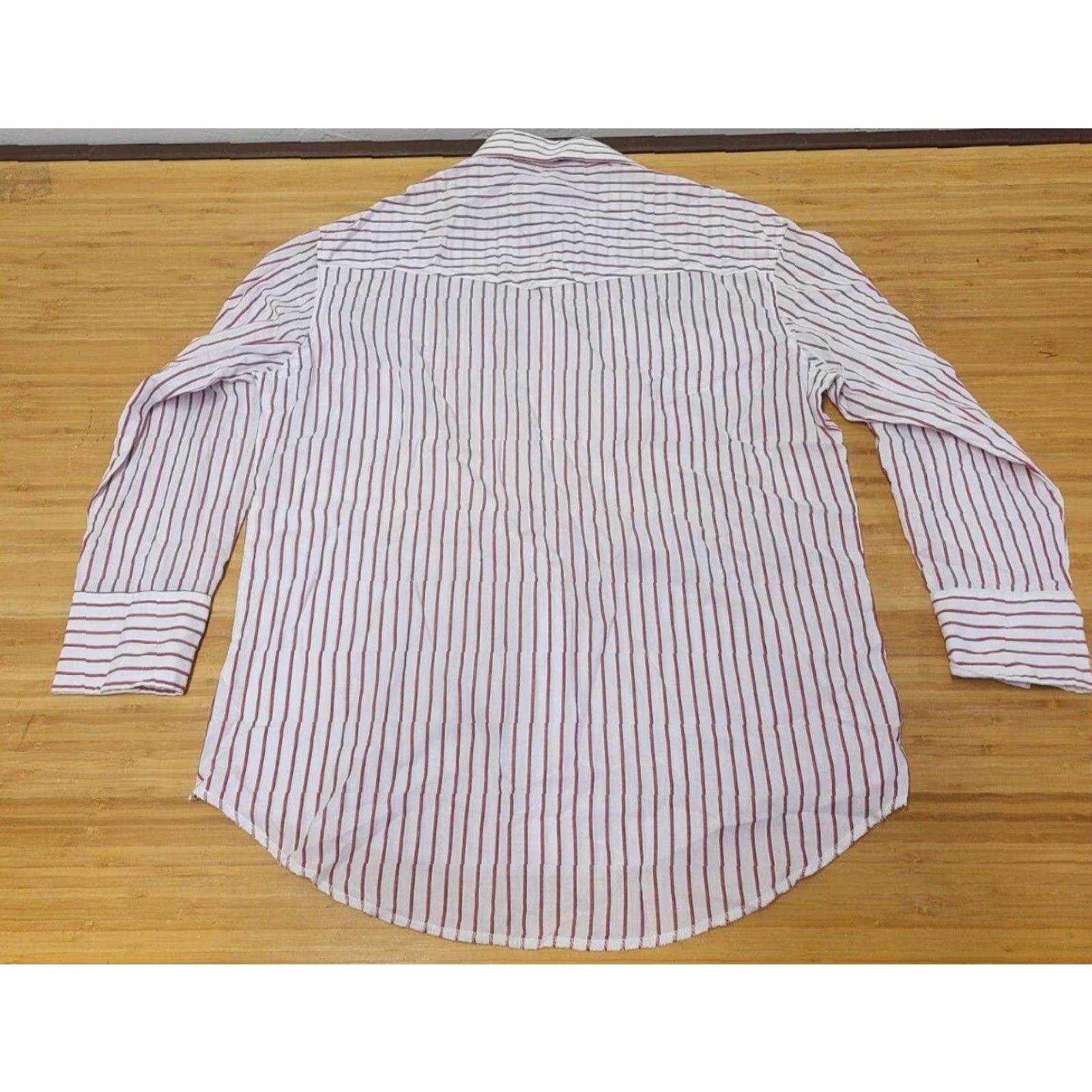 Wrangler Wrangler Shirt Men 16 Red White Striped Pearl Snap Long Sleeve Casual Workwear Pocket All Seasons Size US L / EU 52-54 / 3 - 5 Thumbnail