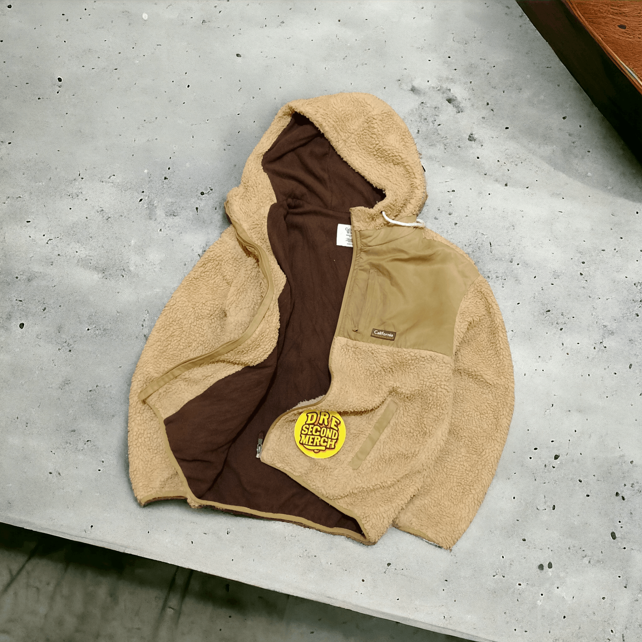 【韓国WHO.A.U フーアーユー】California Embroidery Hoodie California Embroidery Hoodie - 후아유닷컴