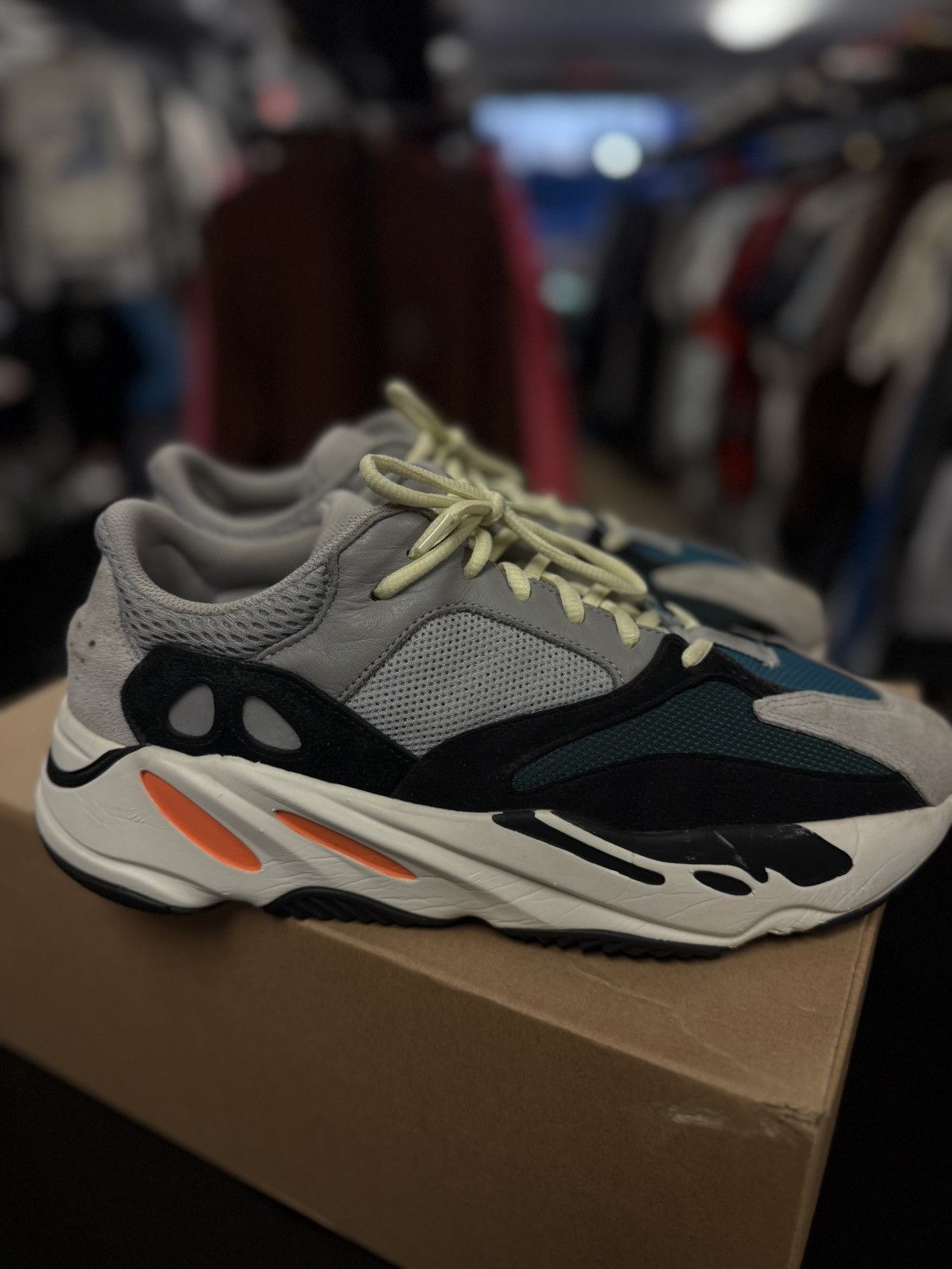 Adidas × Yeezy Yeezy 700 Wave Runner Size 11 Pre Owned W BOX Size US 11 / EU 44 - 7 Thumbnail