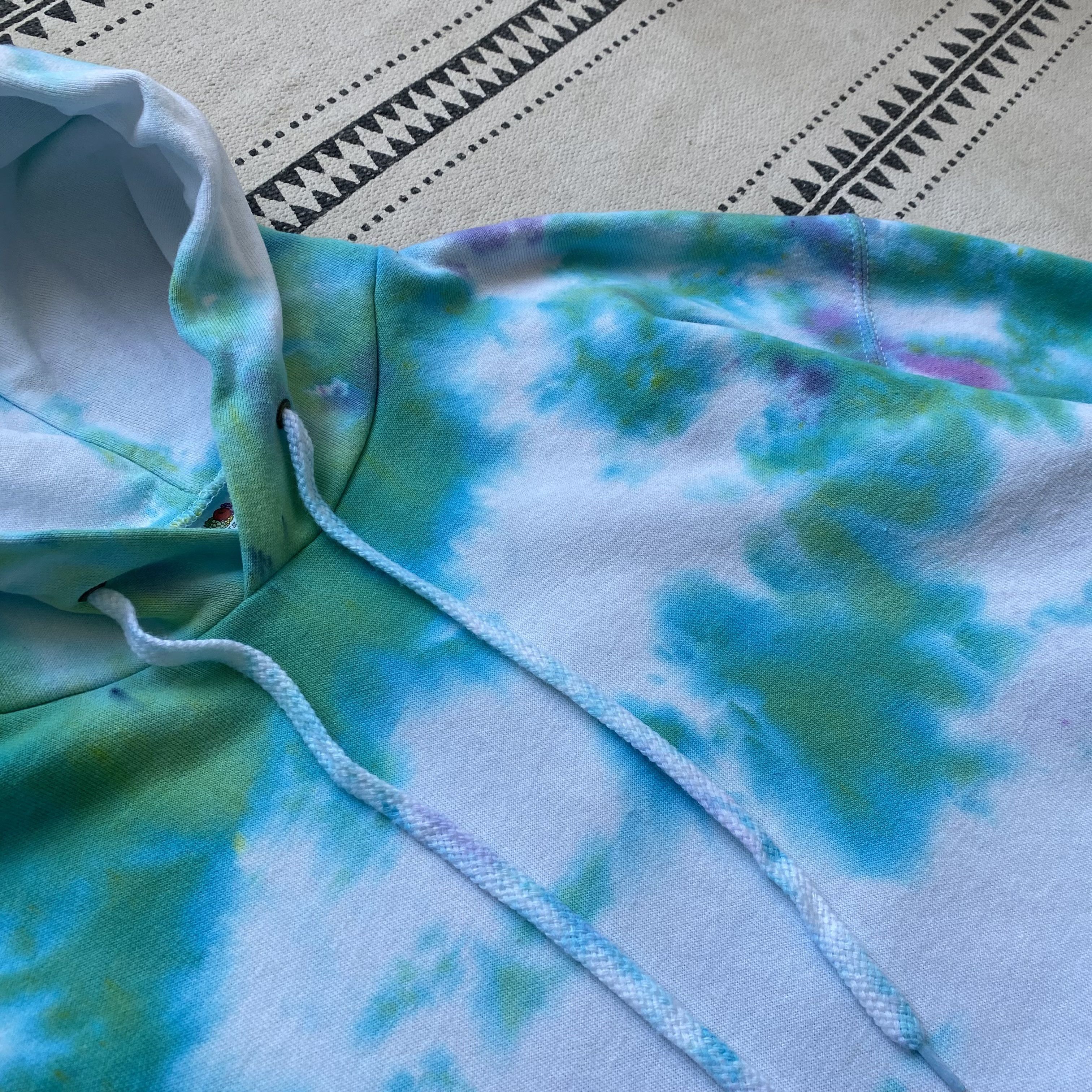 Fruit Of The Loom Vintage Custom Tie Dye Blank Hoodie Sweatshirt Y2K Gilgan Size US XL / EU 56 / 4 - 5 Thumbnail