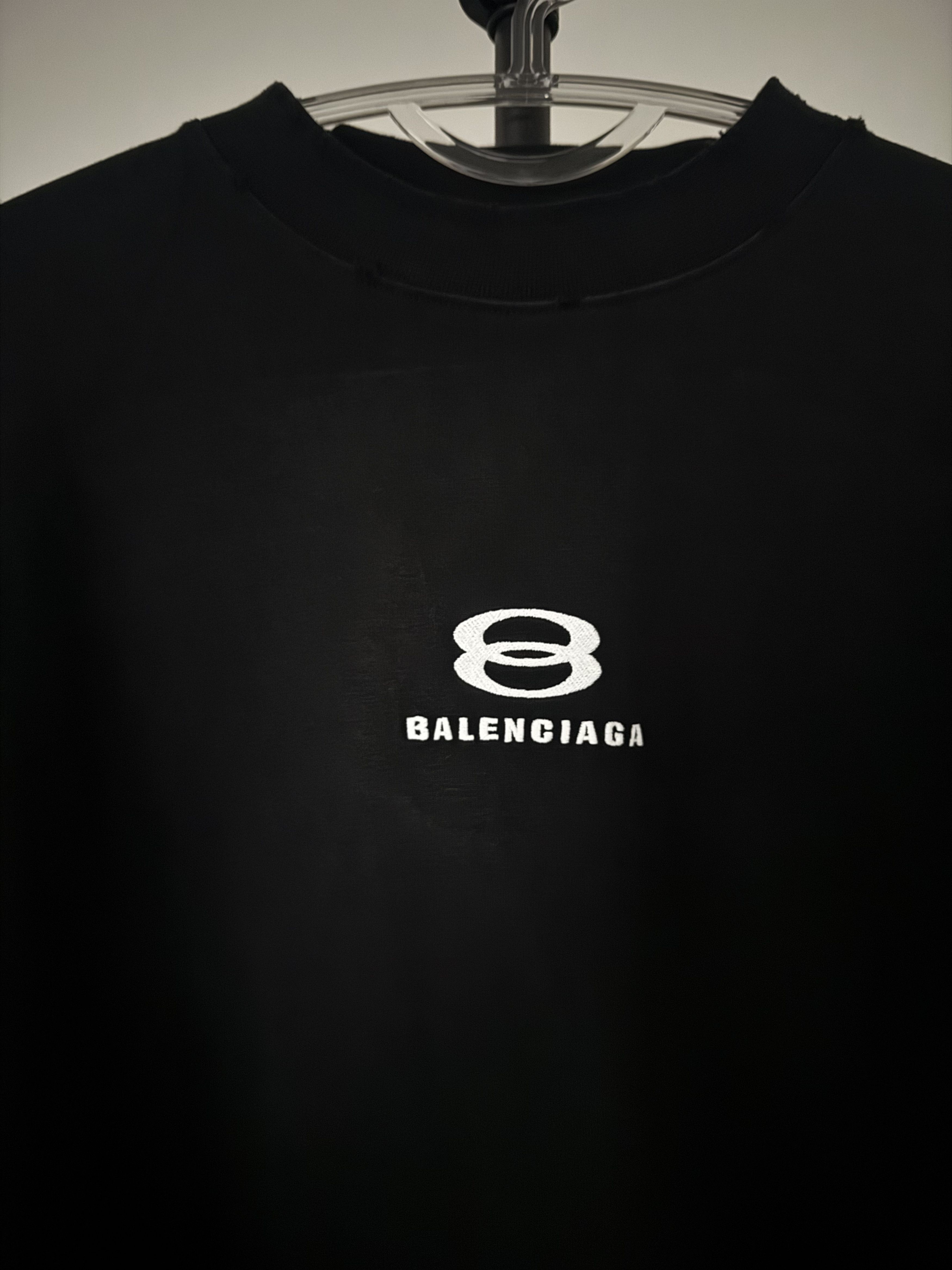 Balenciaga Unity Sports Icon Cropped Distressed Tee Size US M / EU 48-50 / 2 - 2 Thumbnail