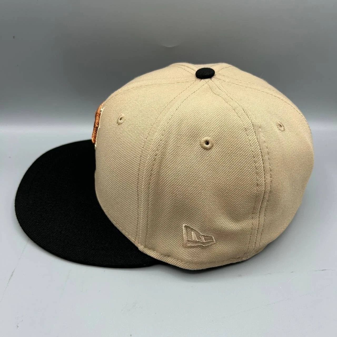 New Era Pittsburgh Pirates Hat Men 7 1/4 Beige Black MLB Fitted Cap Size ONE SIZE - 6 Thumbnail