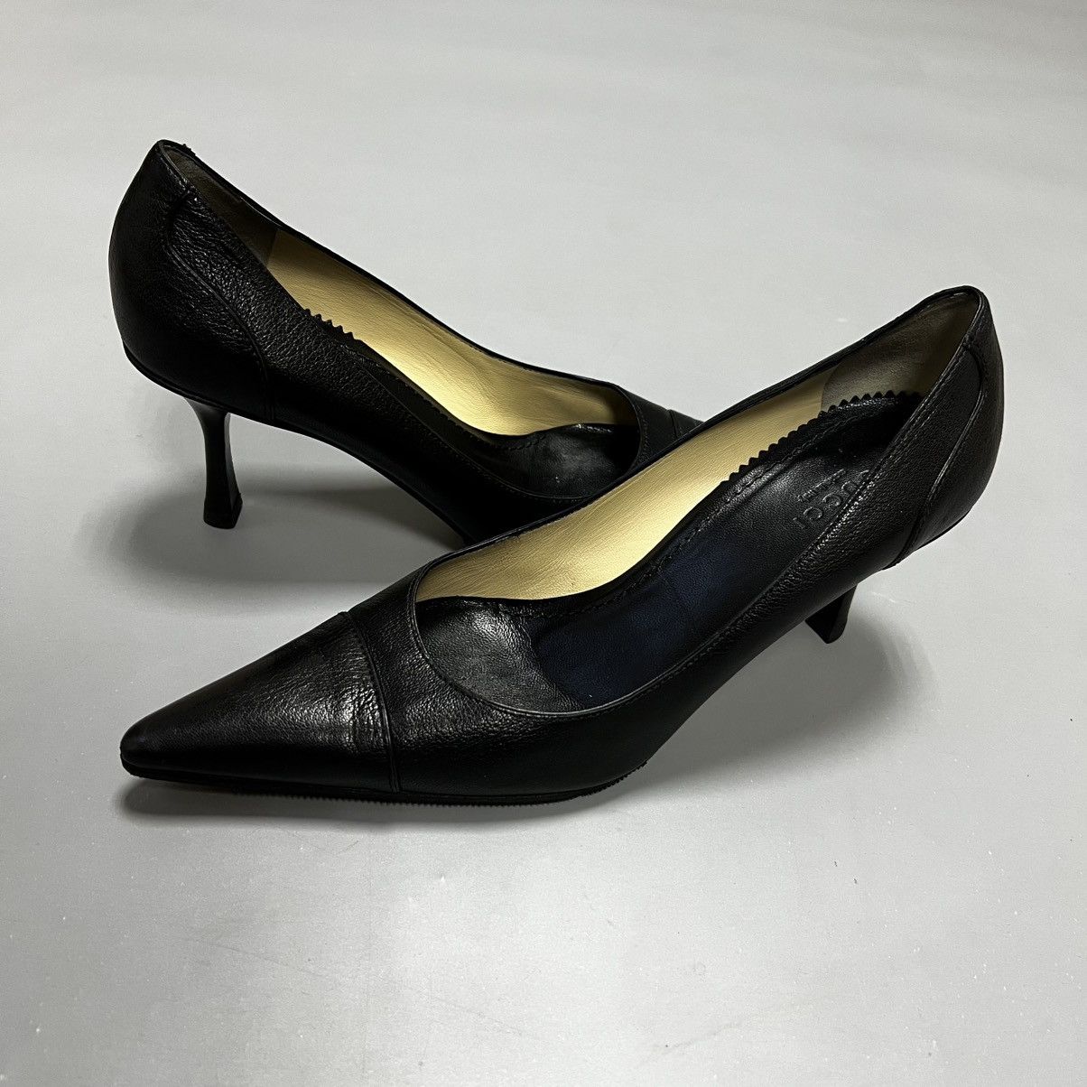 Gucci Gucci Black Pumps Leather Luxury Size US 7.5 / IT 37.5 - 23 Thumbnail