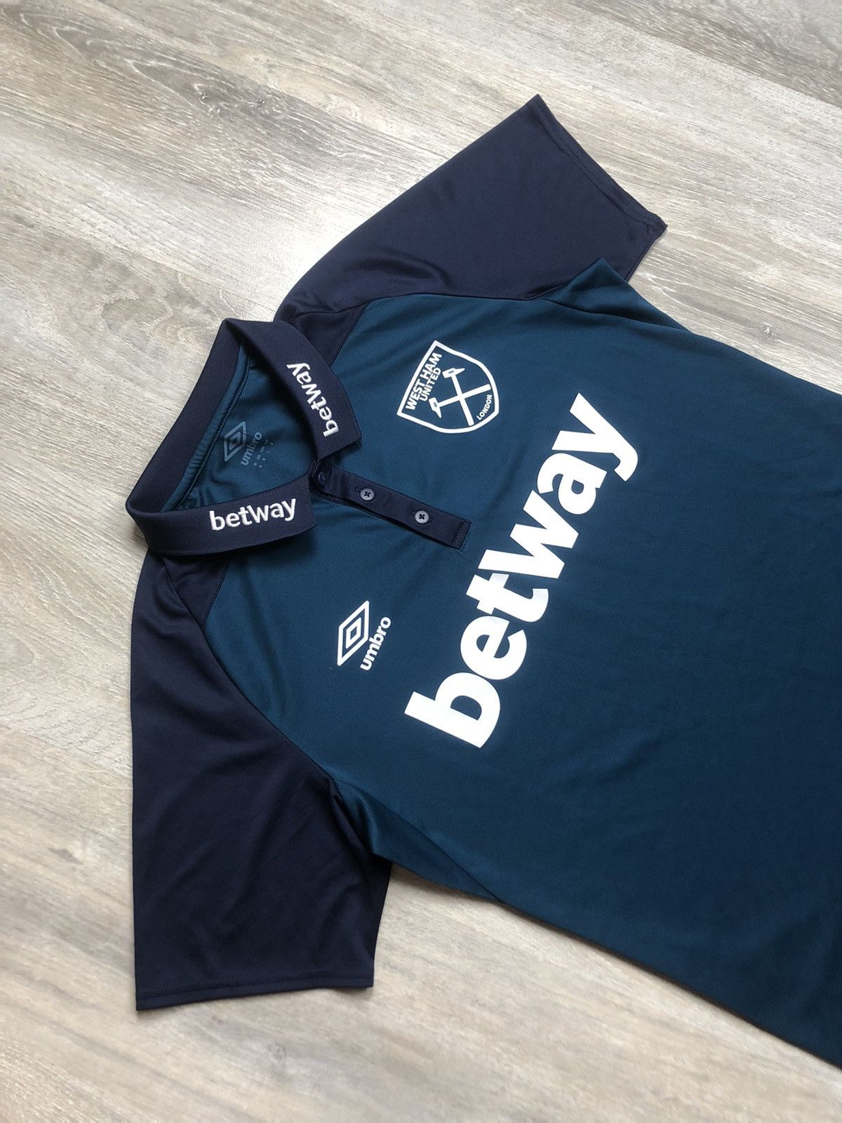 Umbro Betway West Ham United on sale Replica Jersey