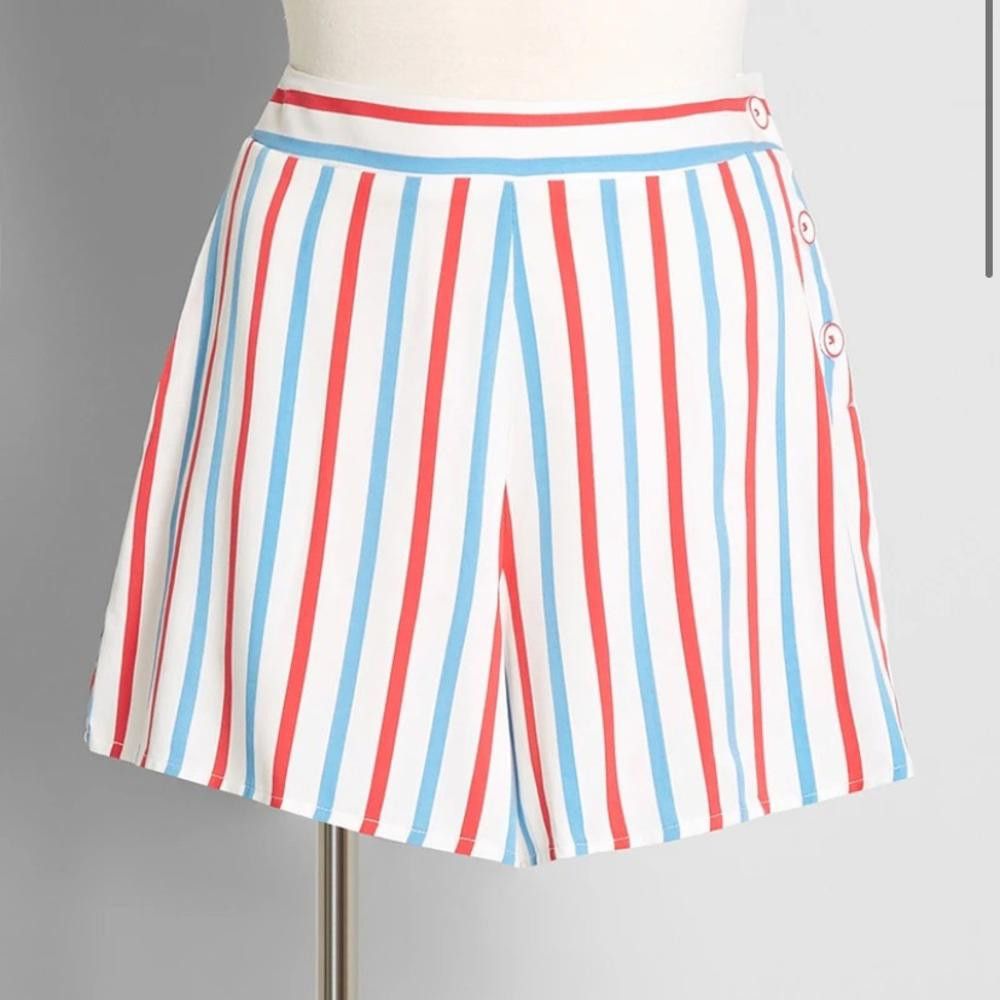 Designer Modcloth Yellow Blue and Red Striped Retro High Rise Shorts Size 32" / US 10 / IT 46 - 1 Thumbnail