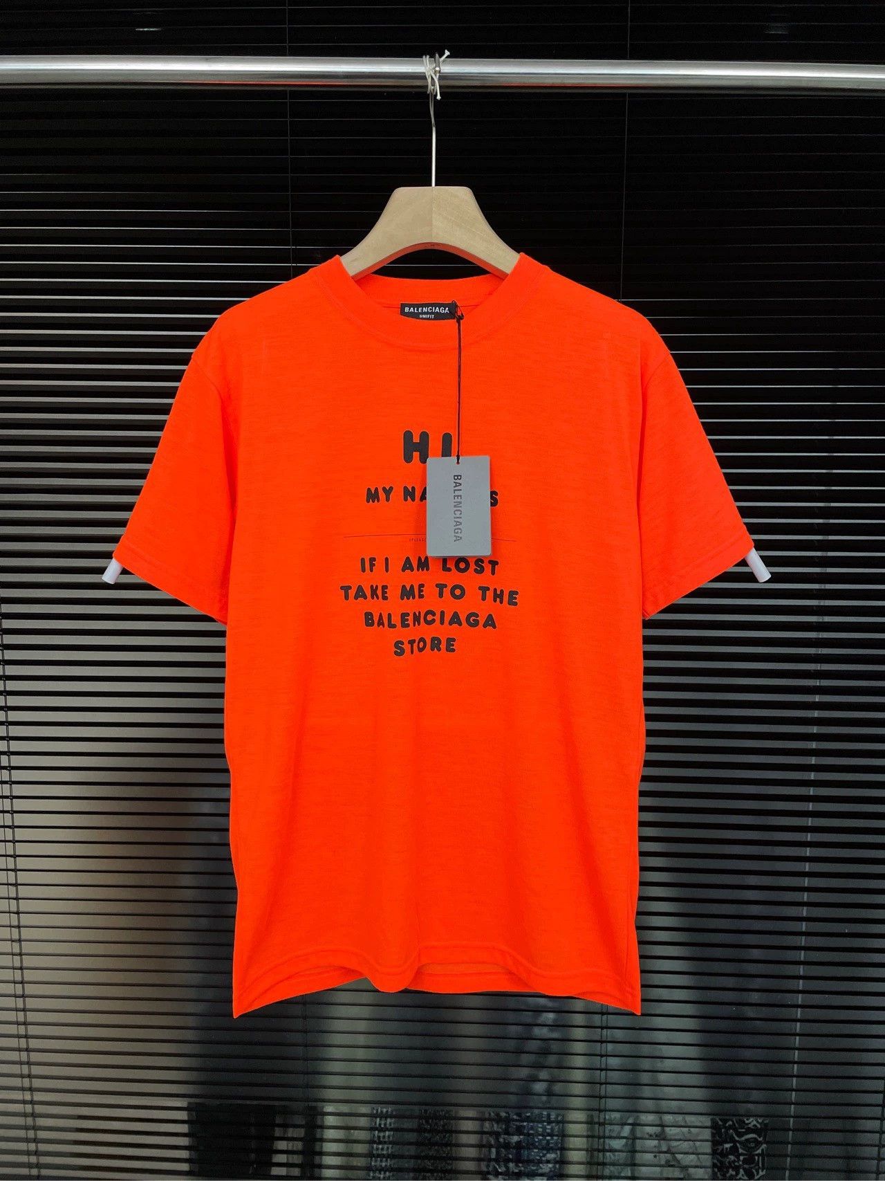 Balenciaga Balenciaga logo slogan logo short sleeved T-shirt Size US S / EU 44-46 / 1 - 1 Thumbnail