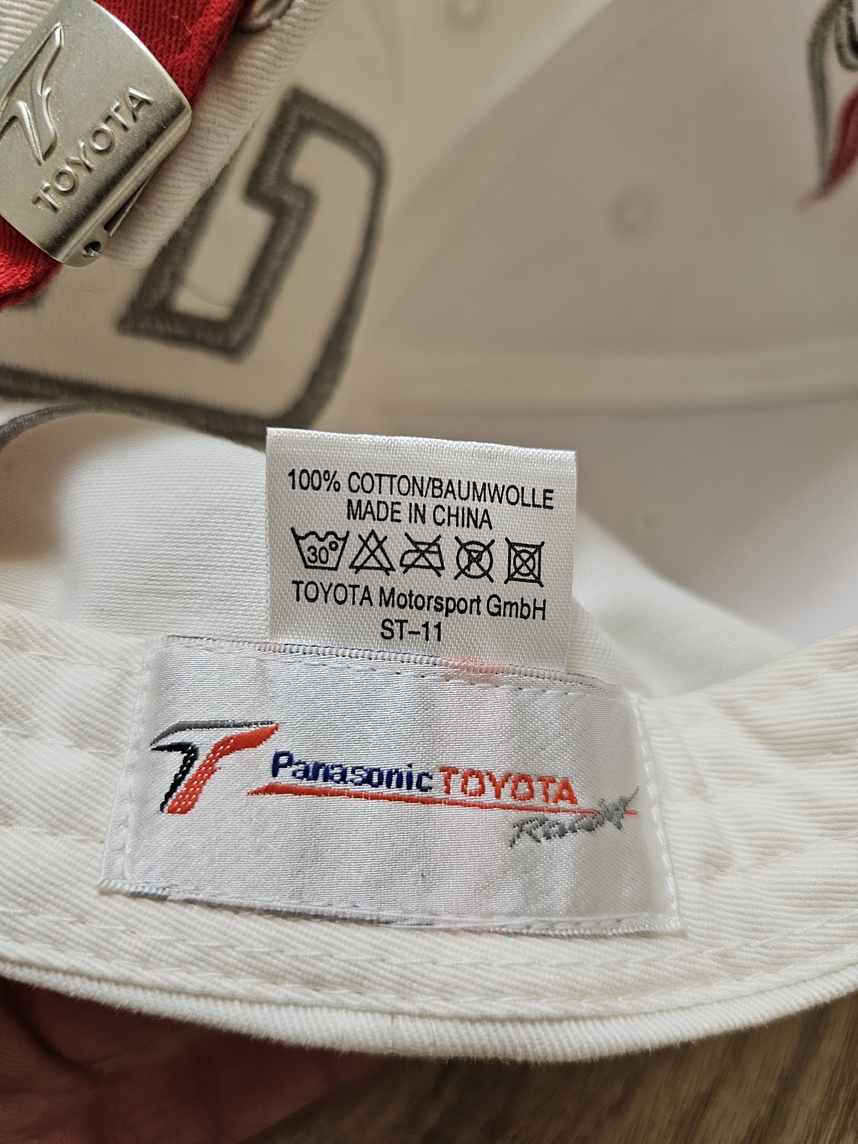 Formula 1 TOYOTA PANASONIC RACING VINTAGE CAP F1 TEAM TOYOTA WHITE CAP Size ONE SIZE - 11 Thumbnail