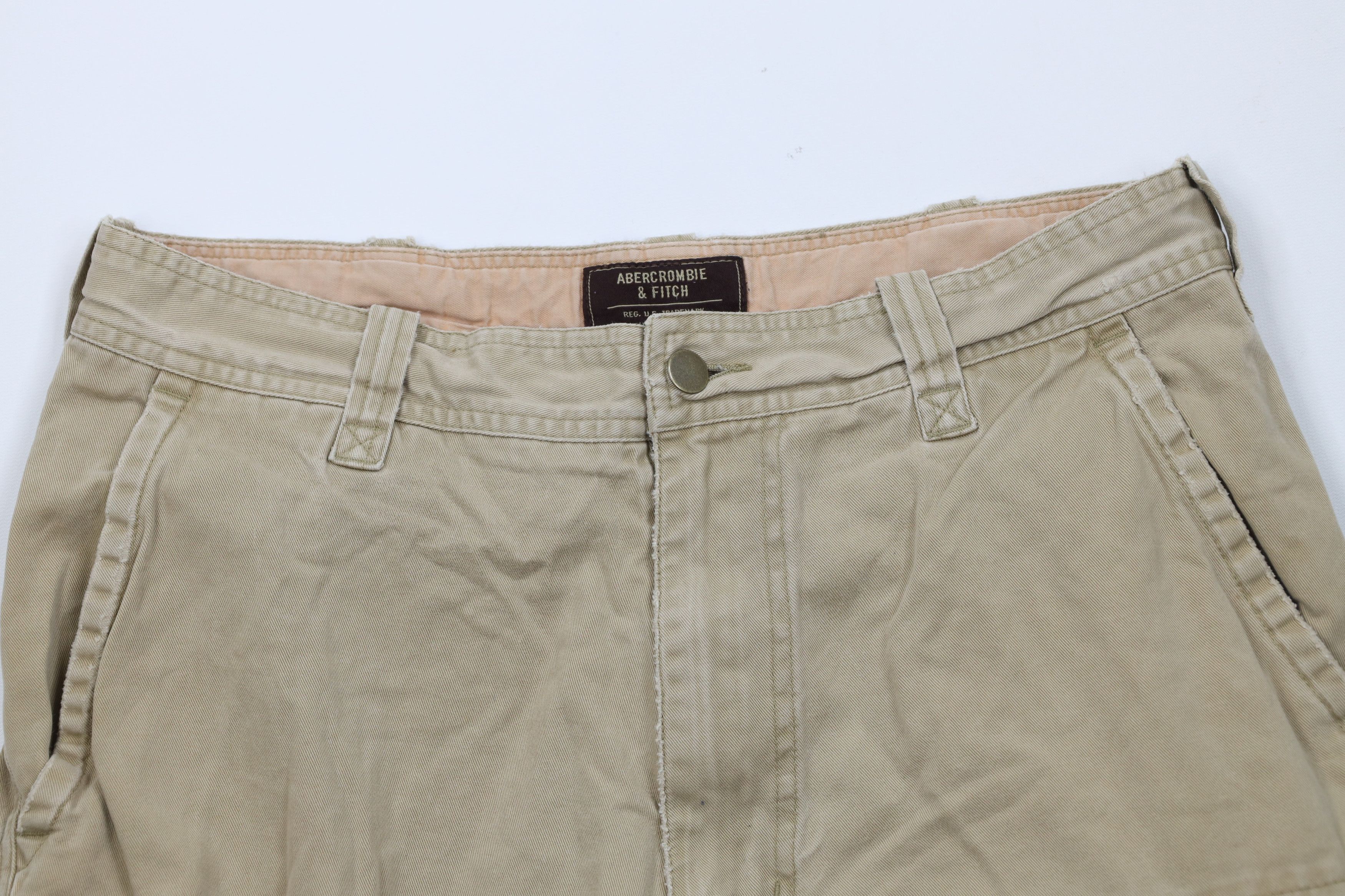 Abercrombie & Fitch Vintage Abercrombie & Fitch Heavyweight Cargo Shorts Brown Size US 32 / EU 48 - 2 Thumbnail