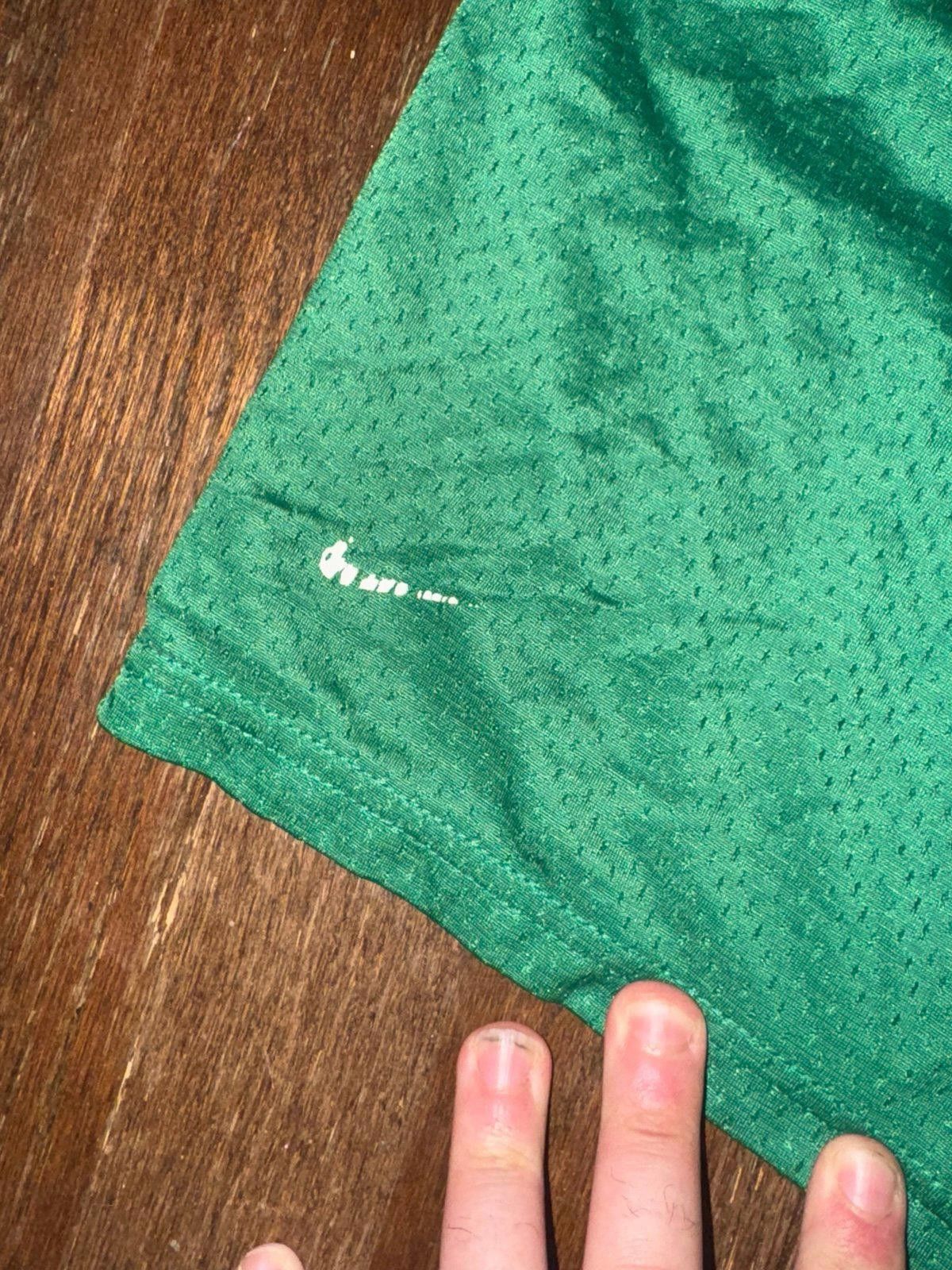 Nike Nike Team Sports Celtics NBA Mesh Shorts Rare Hoops Sz XXL Size US 40 / EU 56 - 5 Thumbnail