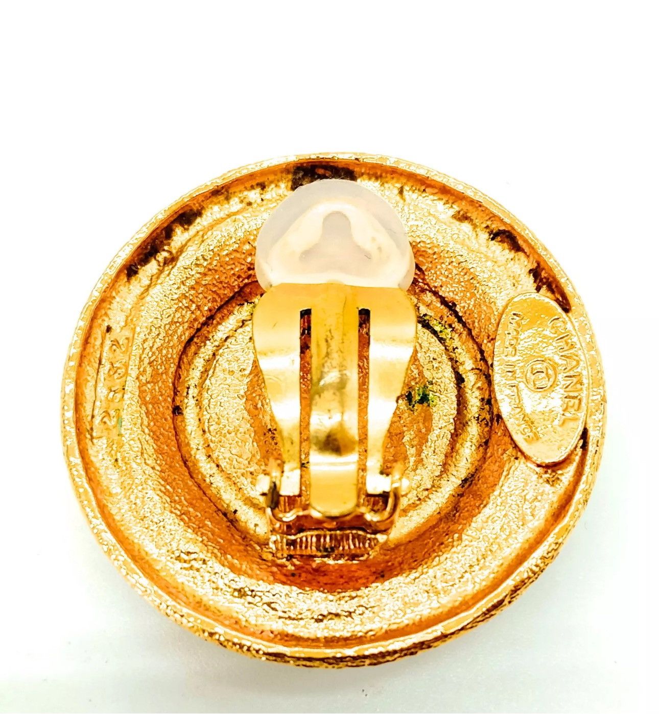 Chanel Chanel Earring Gold Whites Luxury Brand in Mint Condition Size ONE SIZE - 3 Thumbnail