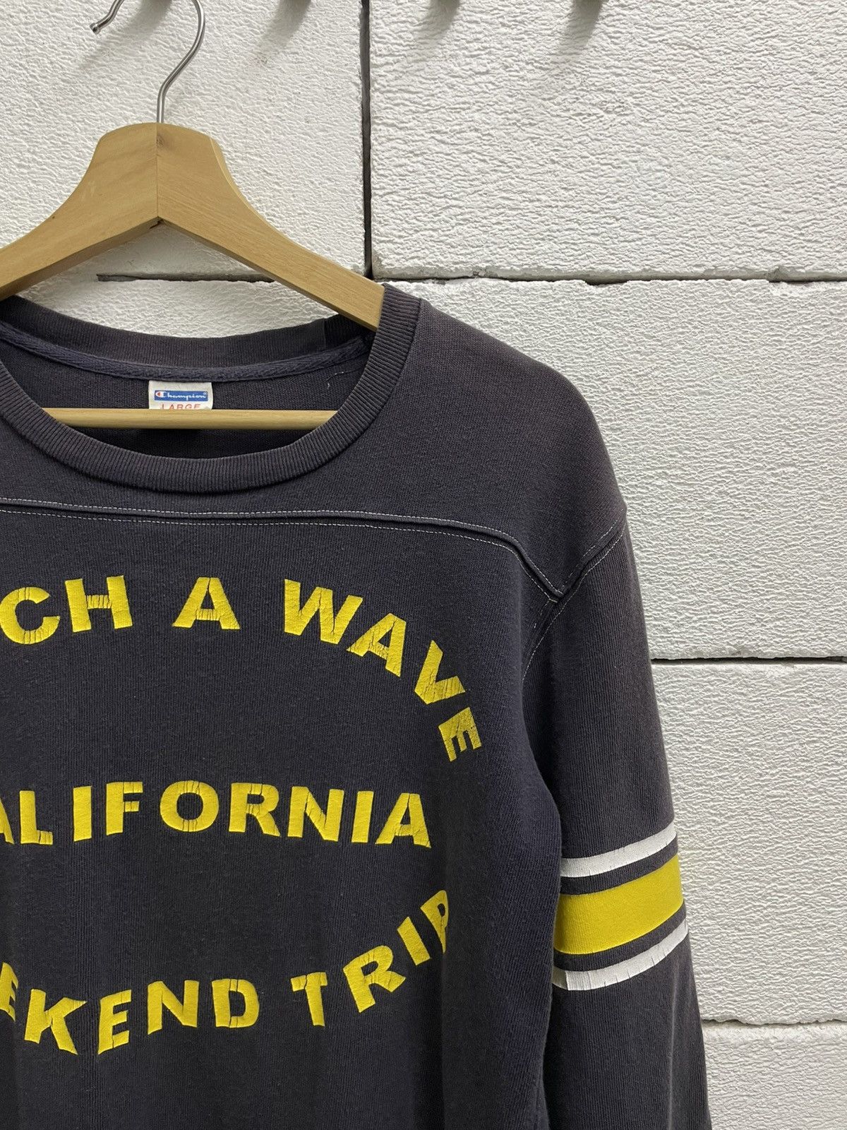 Champion Vintage Champion Sun Faded Distressed 3 Quarter Shirt Grunge Size US L / EU 52-54 / 3 - 5 Thumbnail