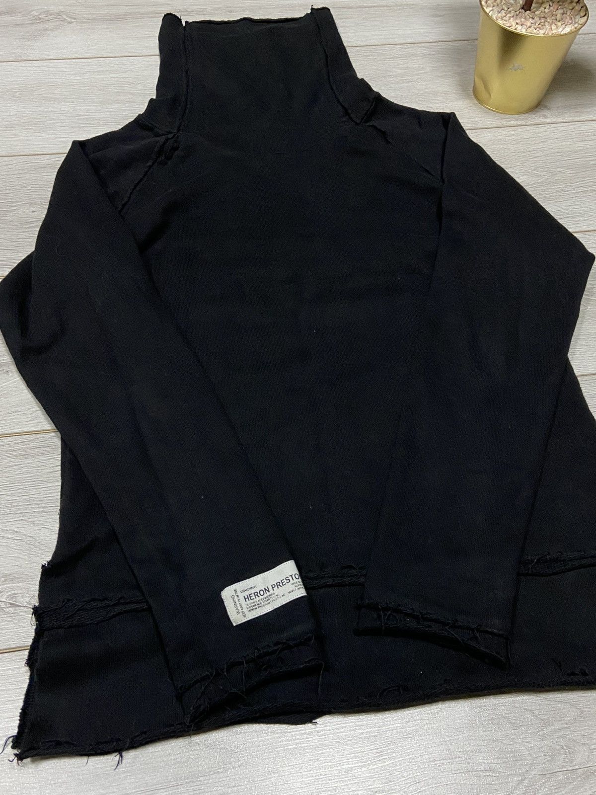 Heron Preston × Vintage Heron Preston Hieroglyph vintage turtle neck sweate Size US L / EU 52-54 / 3 - 7 Thumbnail