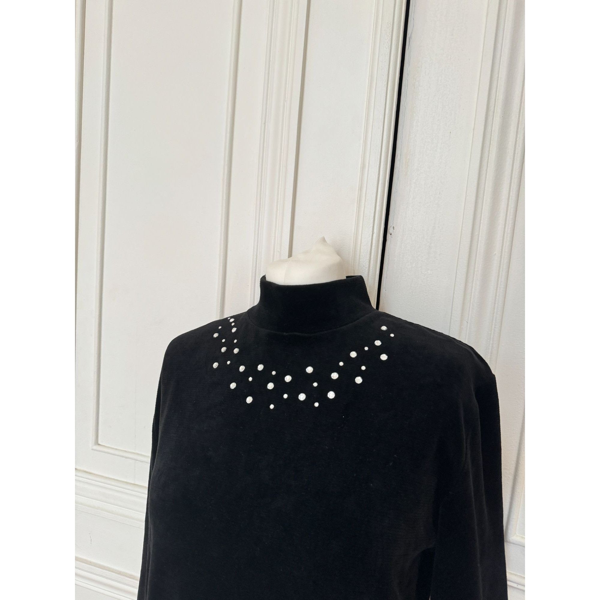 Yves Saint Laurent Vintage Black Velvet Dress Size M / US 6-8 / IT 42-44 - 2 Thumbnail