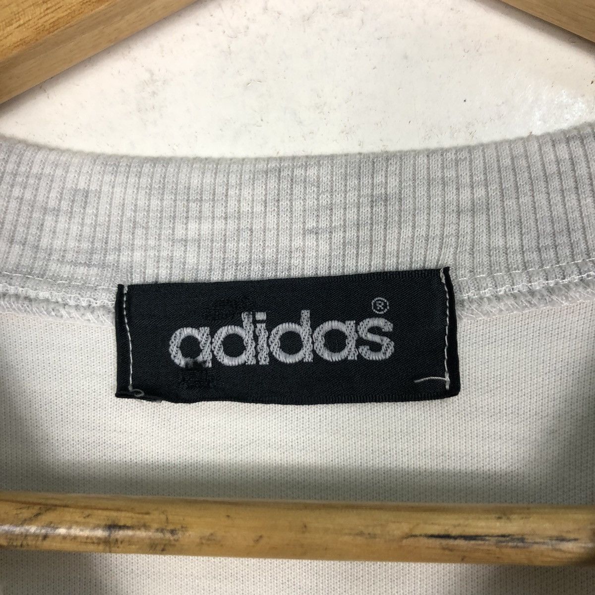 Adidas × Japanese Brand × Vintage Adidas Trefoil Vintage Sweatshirt 90s collection Large Size US M / EU 48-50 / 2 - 11 Thumbnail