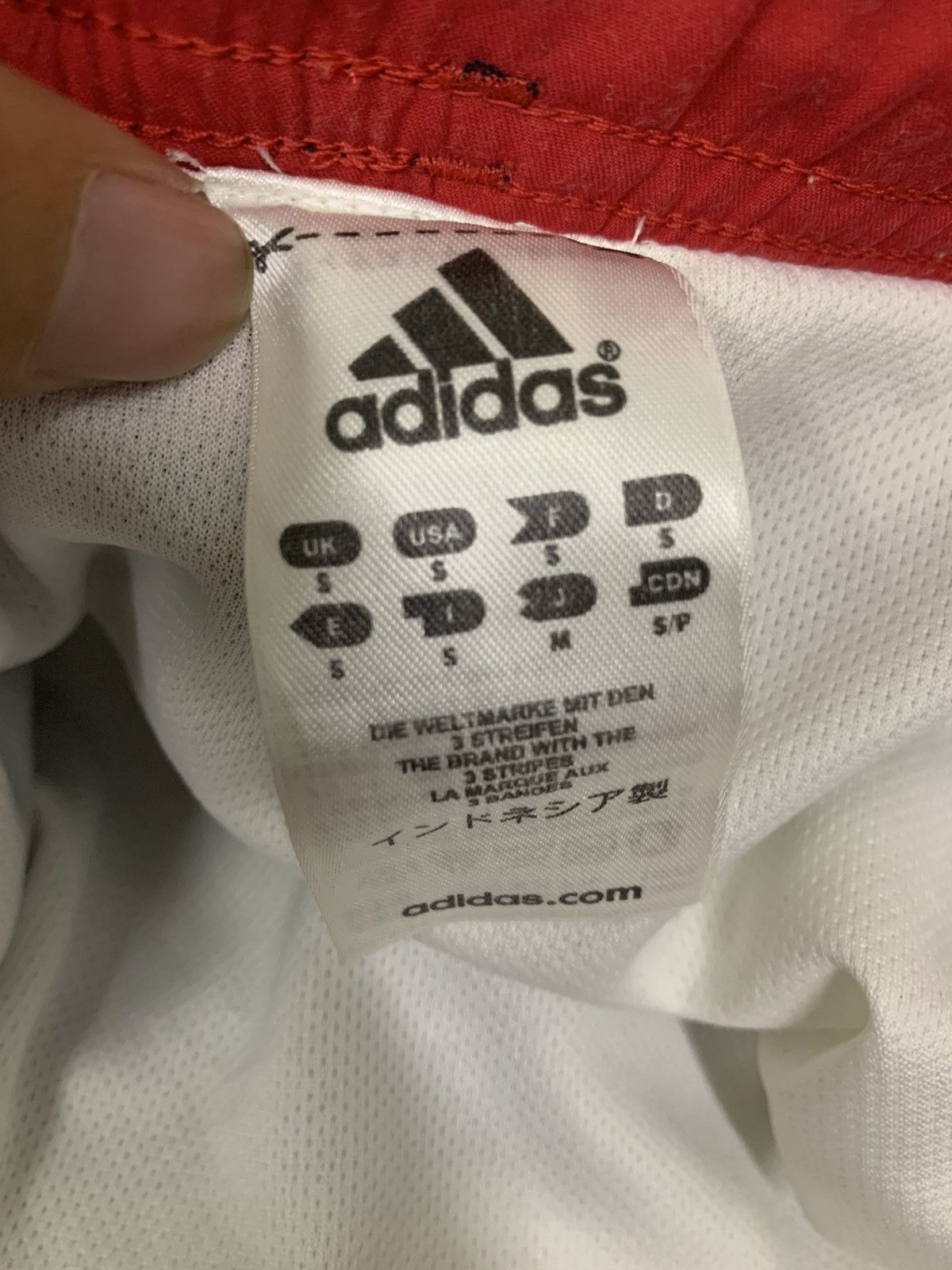 Adidas Adidas Short Beach Pants Size US 34 / EU 50 - 13 Thumbnail