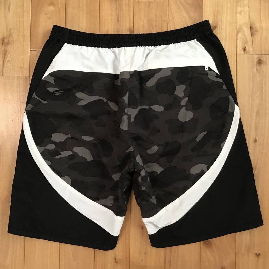 Bape BAPE Camo Shorts a bathing ape Black camo ★size XL Size US 36 / EU 52 - 2 Thumbnail