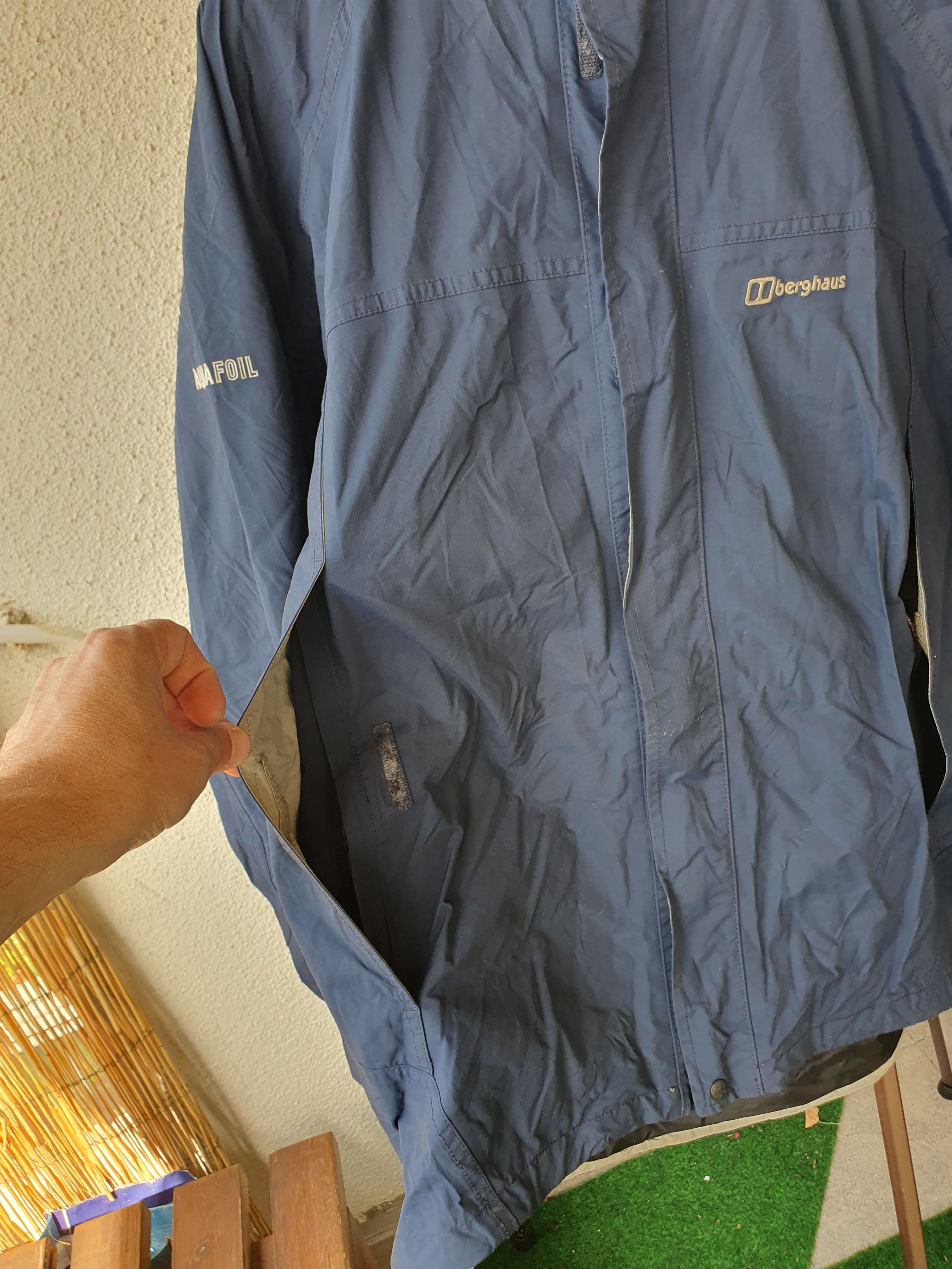 Berghaus Berghaus Aqua Foil Shell Jacket Lightweigh hooded sz L Size US L / EU 52-54 / 3 - 11 Thumbnail