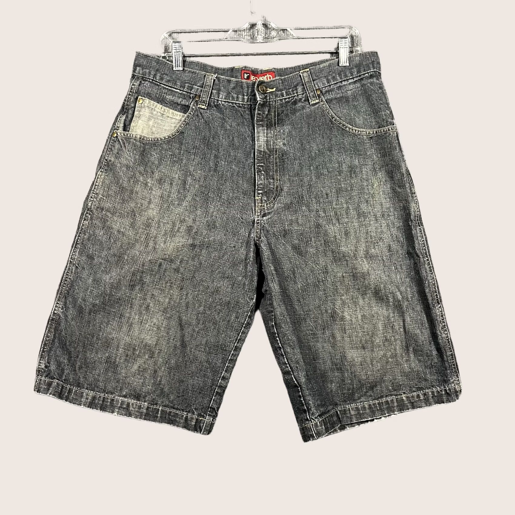 Vintage Vintage Y2K Reverb Denim Baggy Jean Shorts Mens 36 Wide Leg Long Skater Grunge 90s Size US 36 / EU 52 - 1 Thumbnail