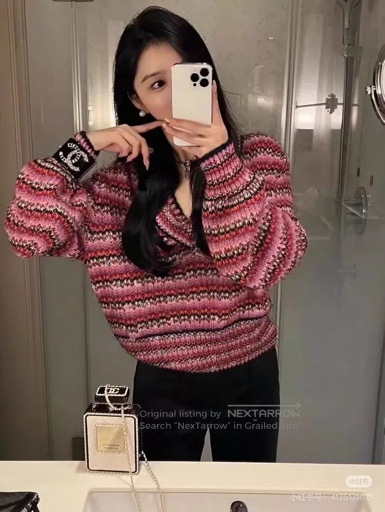Chanel Chanel 22A Handmade Workshop Rainbow Striped Silk V-neck K Size S / US 4 / IT 40 - 7 Thumbnail