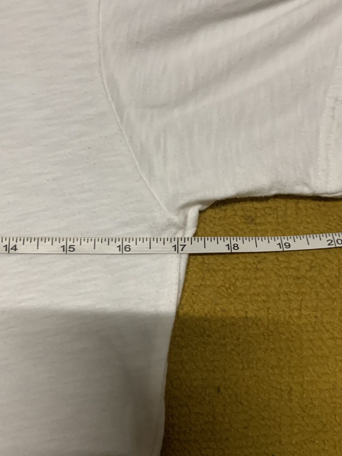 Undercover × Uniqlo Undercover X Uniqlo X Mickey Mouse Tshirt Size US S / EU 44-46 / 1 - 6 Thumbnail