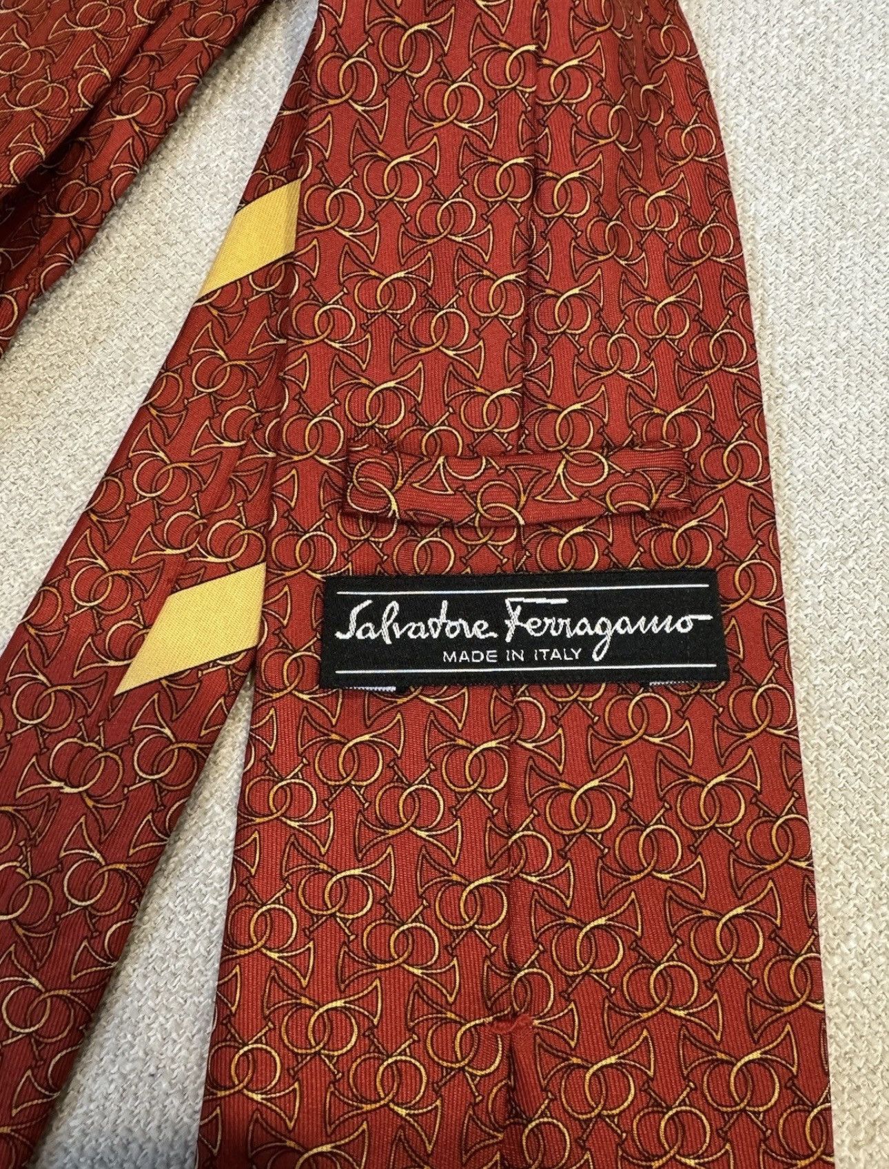 Salvatore Ferragamo Salvatore Ferragamo Neck Tie Red/Gold French Horns 100% Silk Size ONE SIZE - 4 Thumbnail