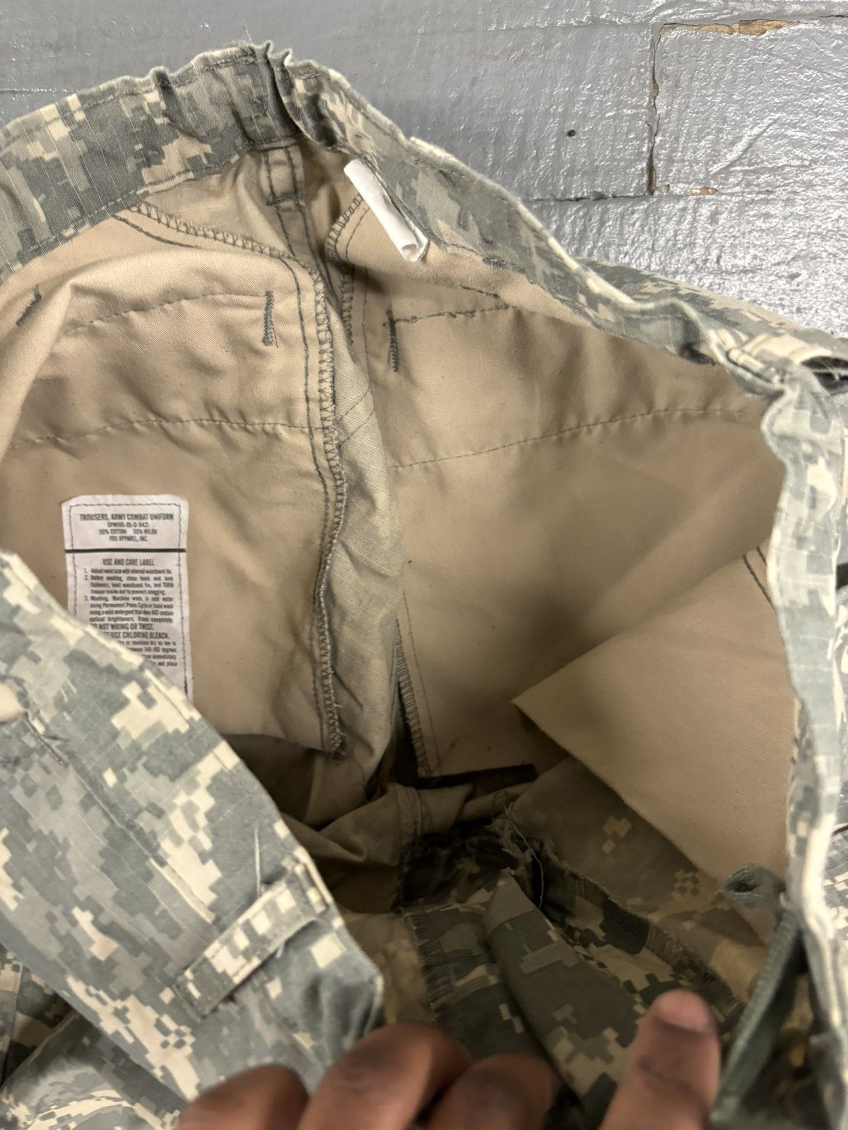 Vintage Vintage US military cargo baggy pants Size US 31 - 9 Thumbnail