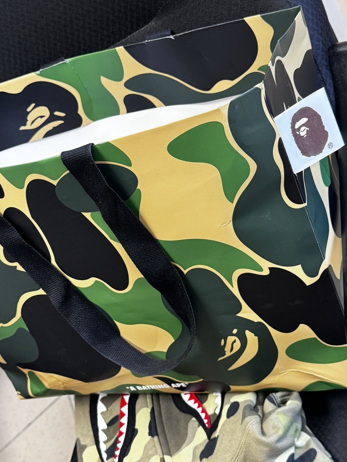 Bape BAPE Green Camo 1st Shark hoodie OG Size US XL / EU 56 / 4 - 2 Thumbnail